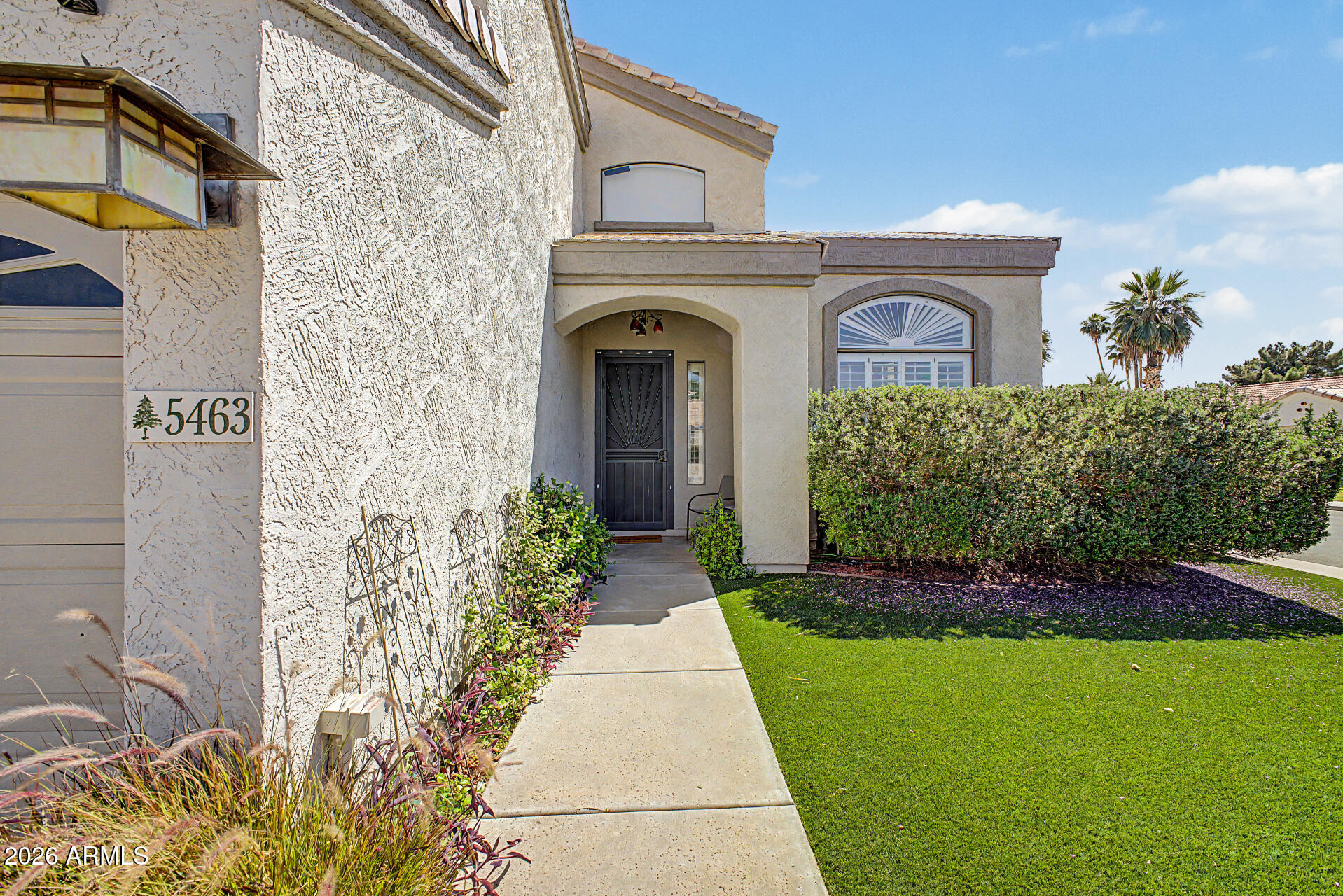 5463 W FAIRVIEW Street