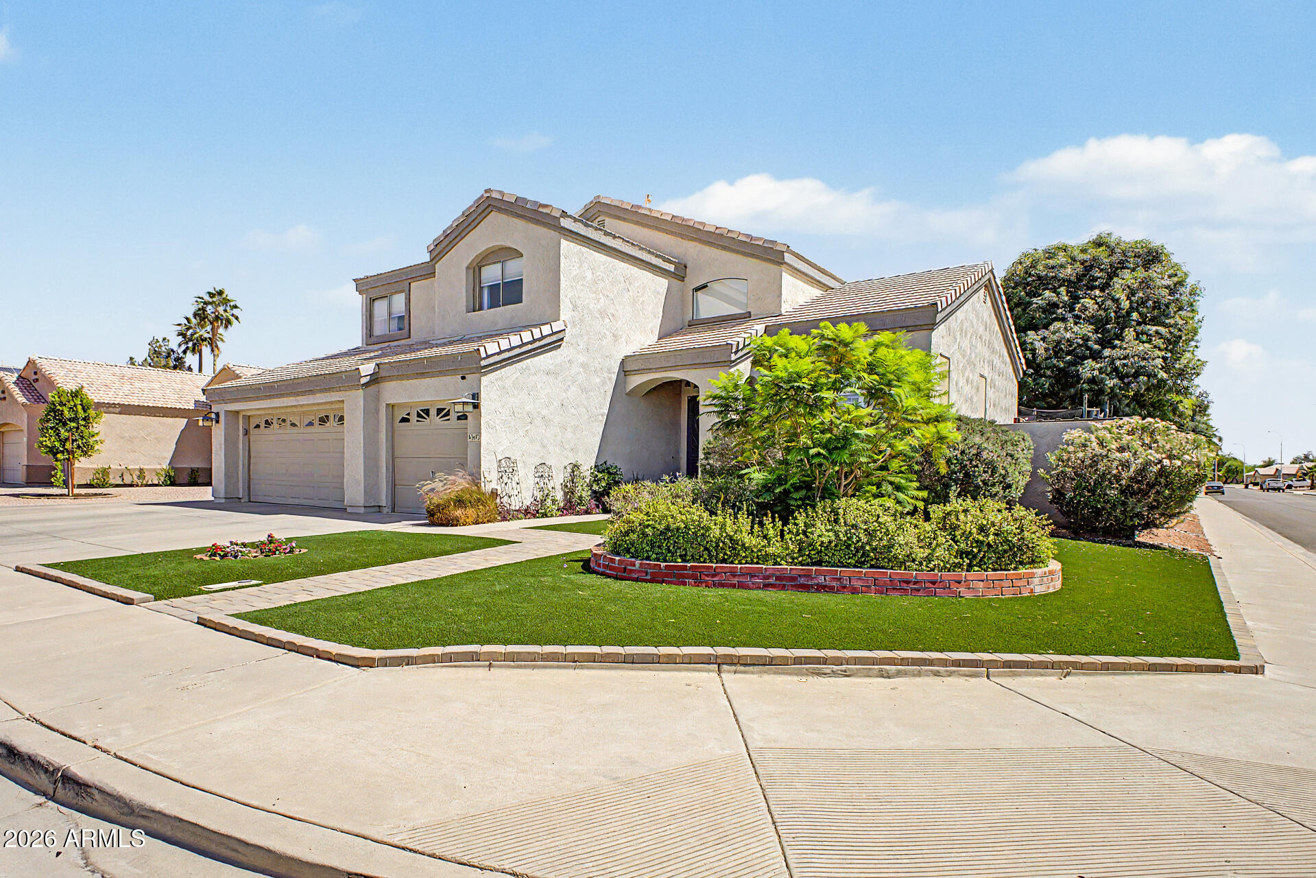 5463 W FAIRVIEW Street