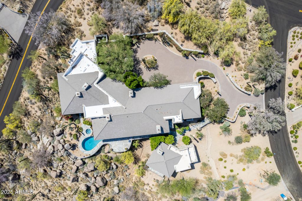 Photo of 6901 E Restin Road, Carefree, AZ 85377 (MLS # 6875653)