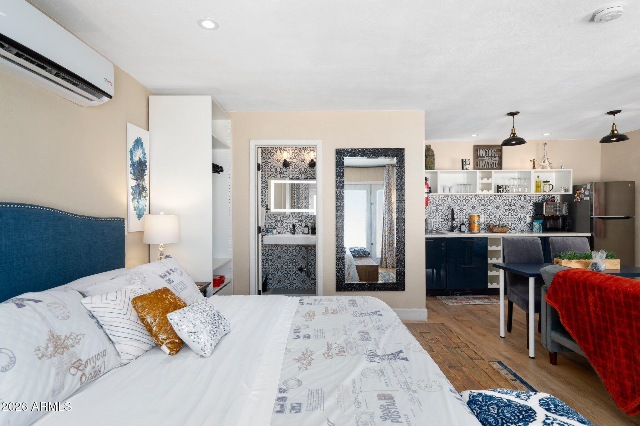 EARLL PLACE - Residential