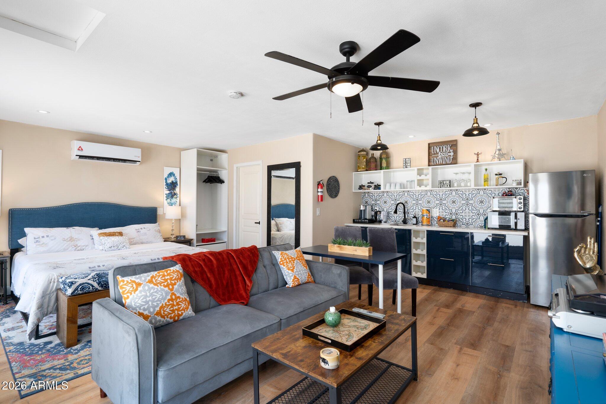 EARLL PLACE - Residential