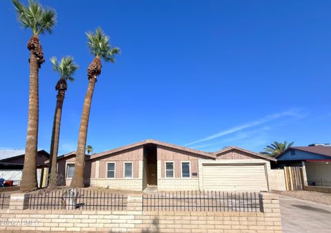 Photo of 4317 N 71st Lane, Phoenix, AZ 85033 (MLS # 7032204)
