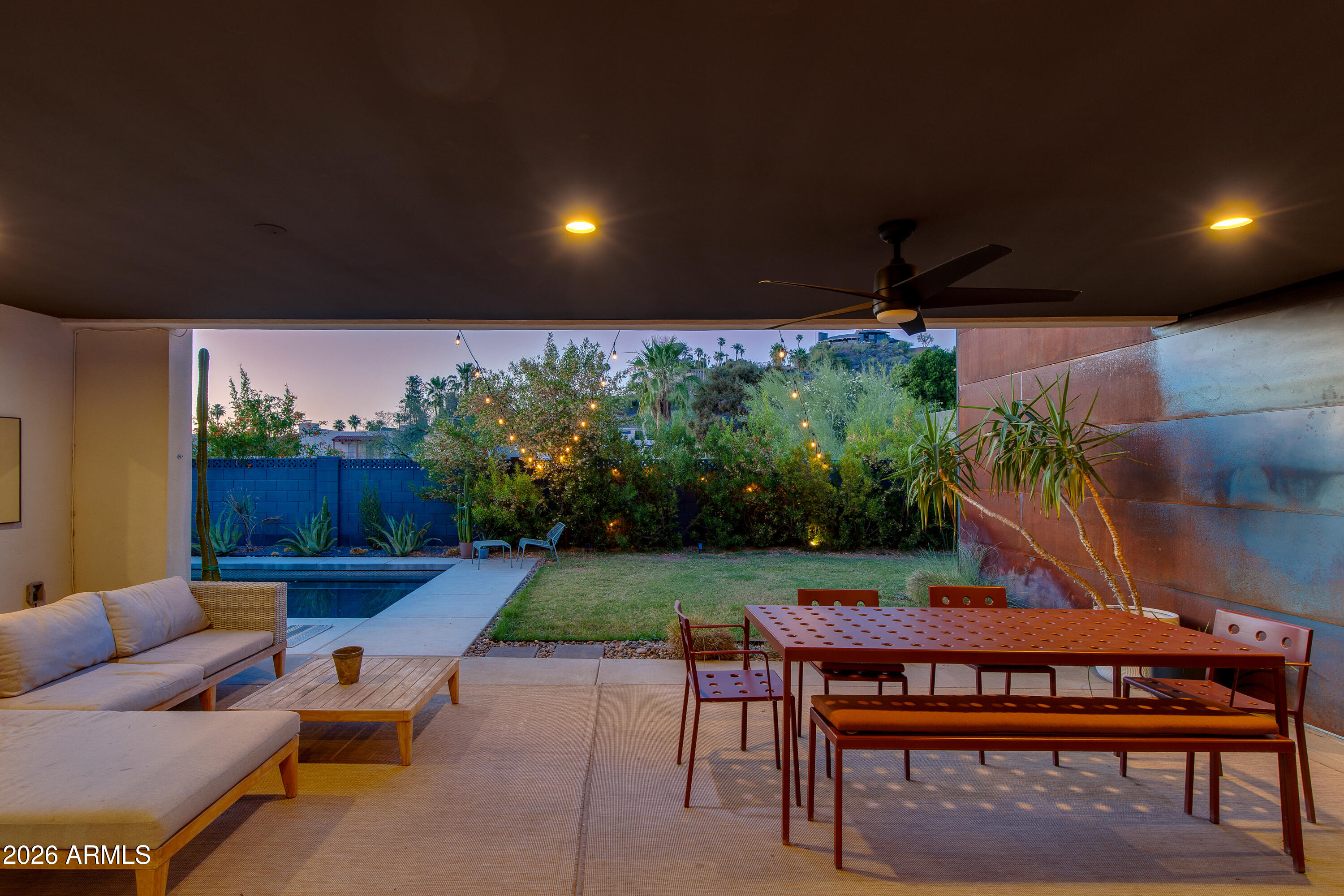 LINCOLN VIEW - Residential