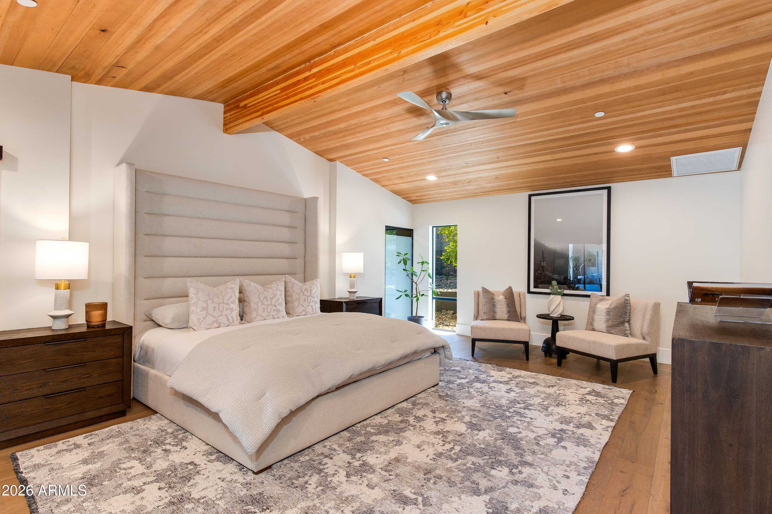 LINCOLN VIEW - Residential