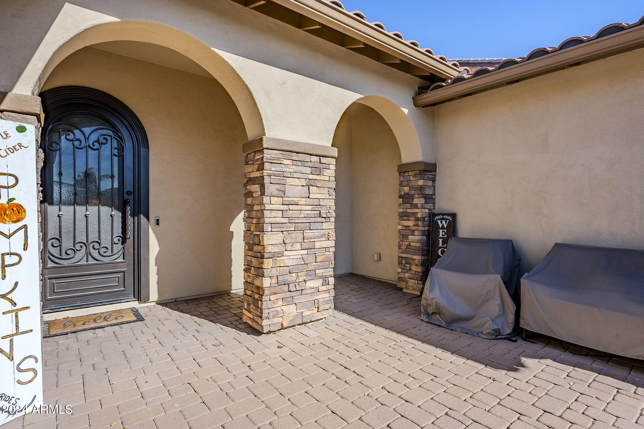 3414 E VIRGIL Drive