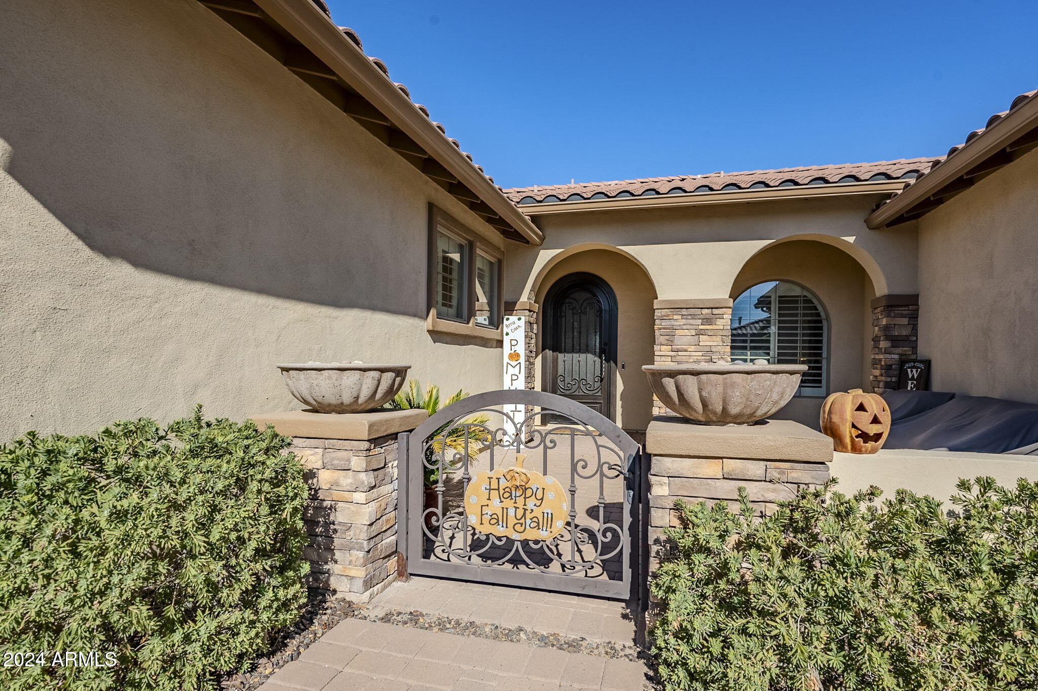 3414 E VIRGIL Drive