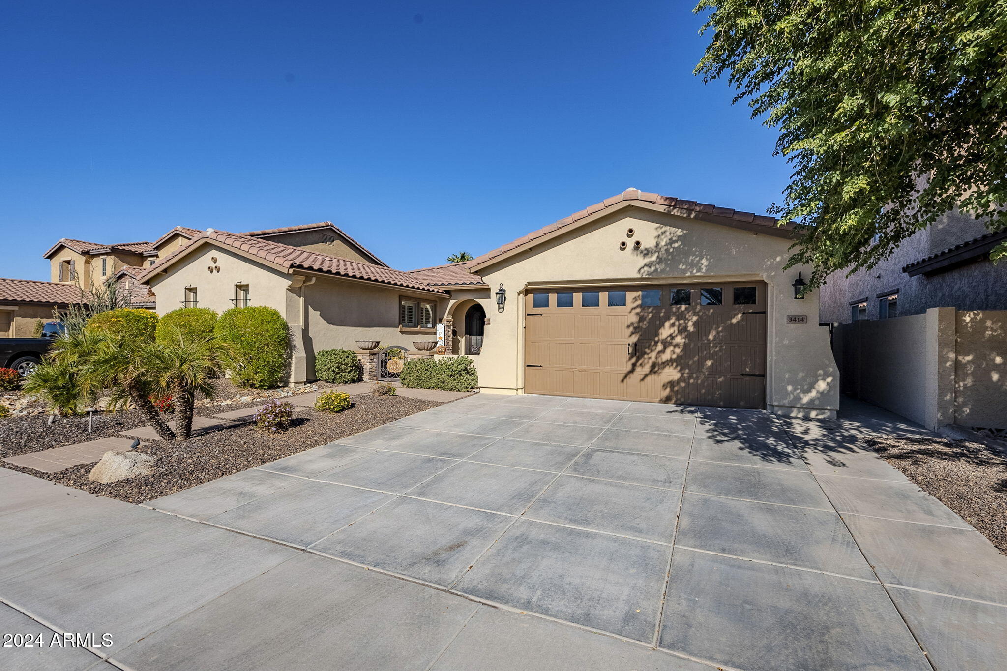 3414 E VIRGIL Drive