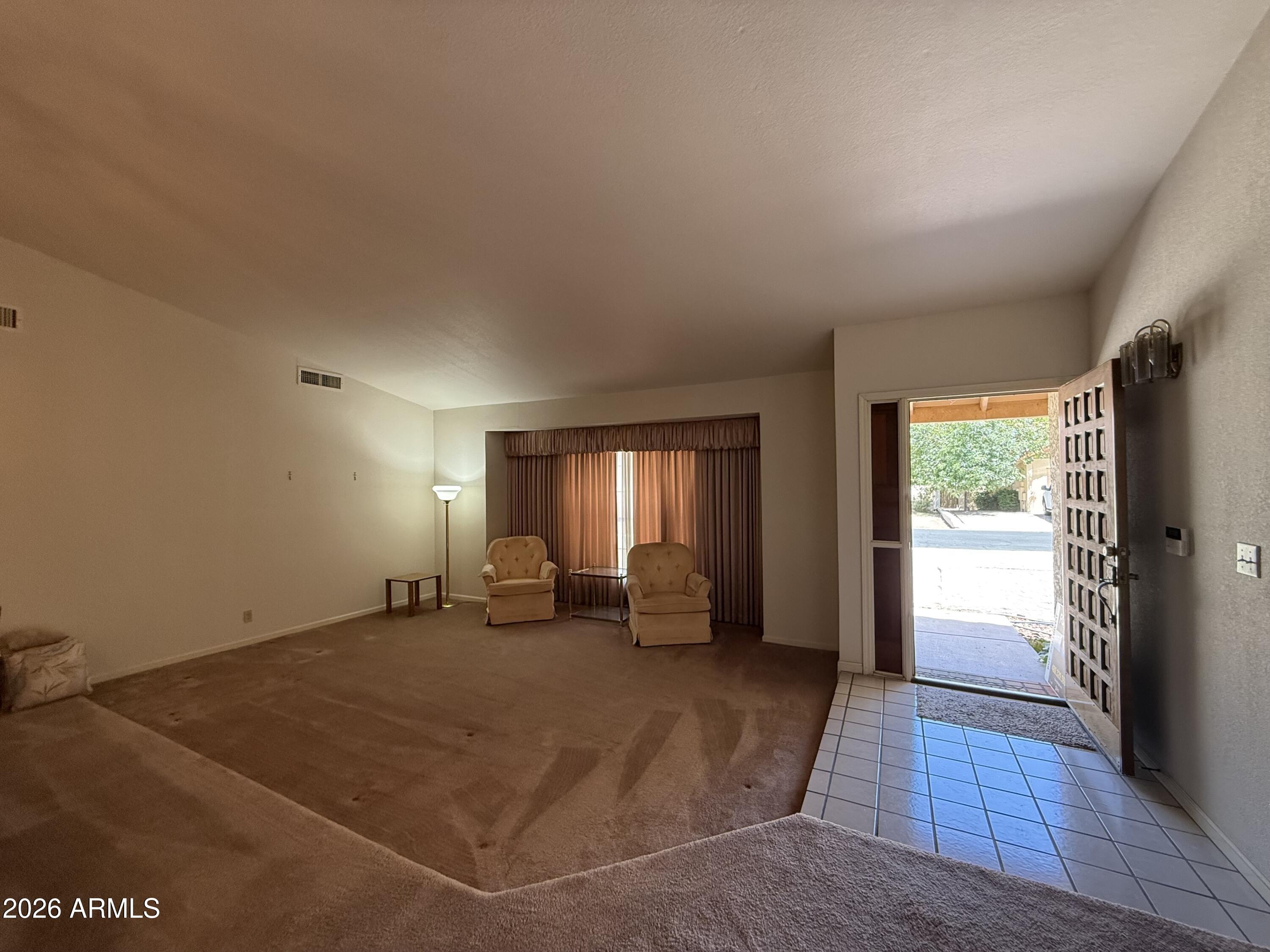 685 E Linda Lane