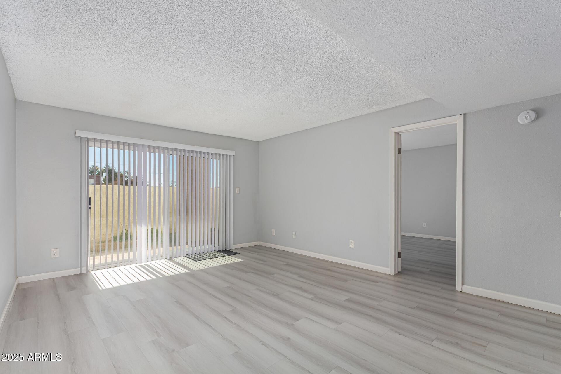 4730 W NORTHERN Avenue 1087