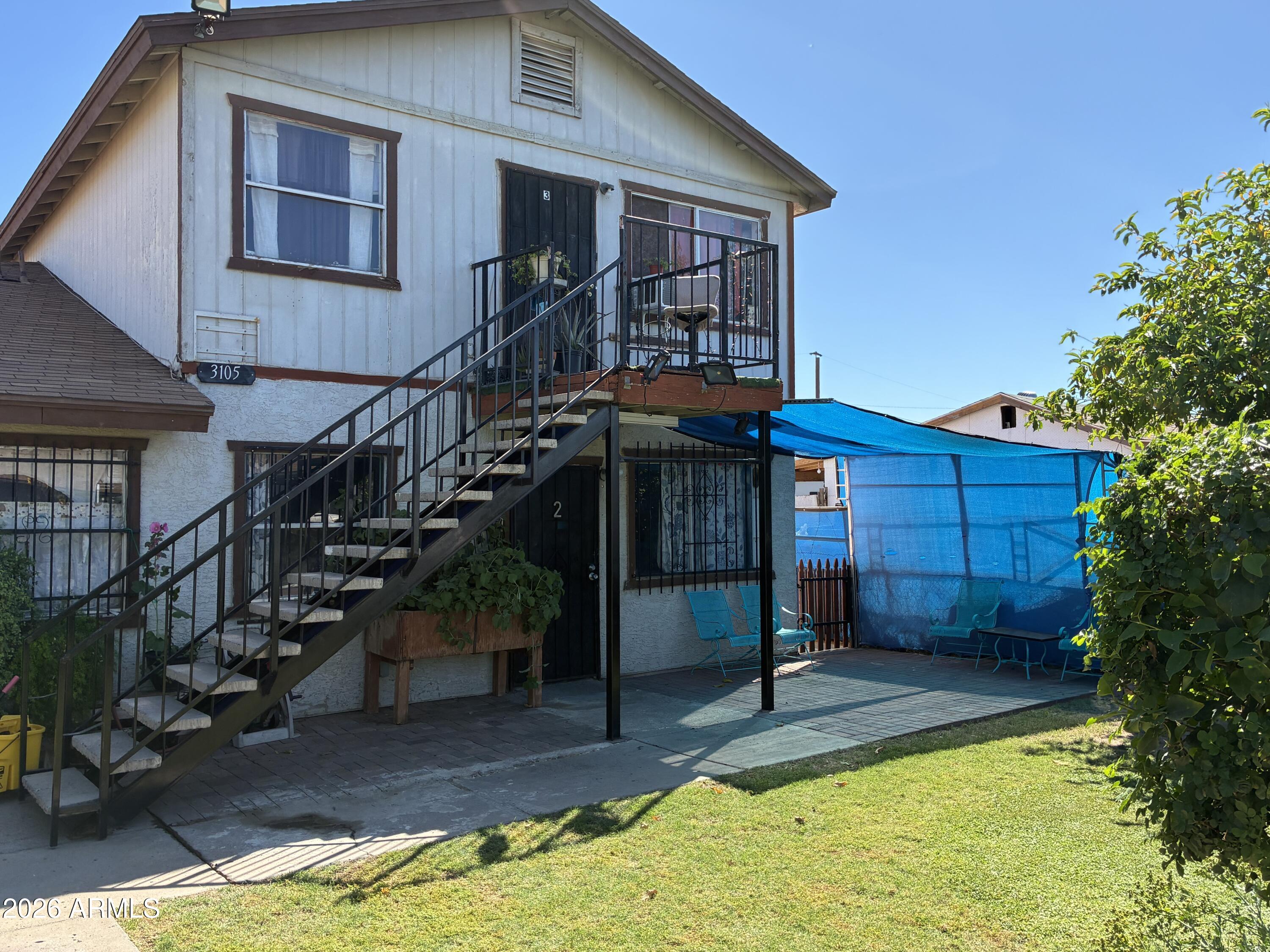 3105 W MADISON Street