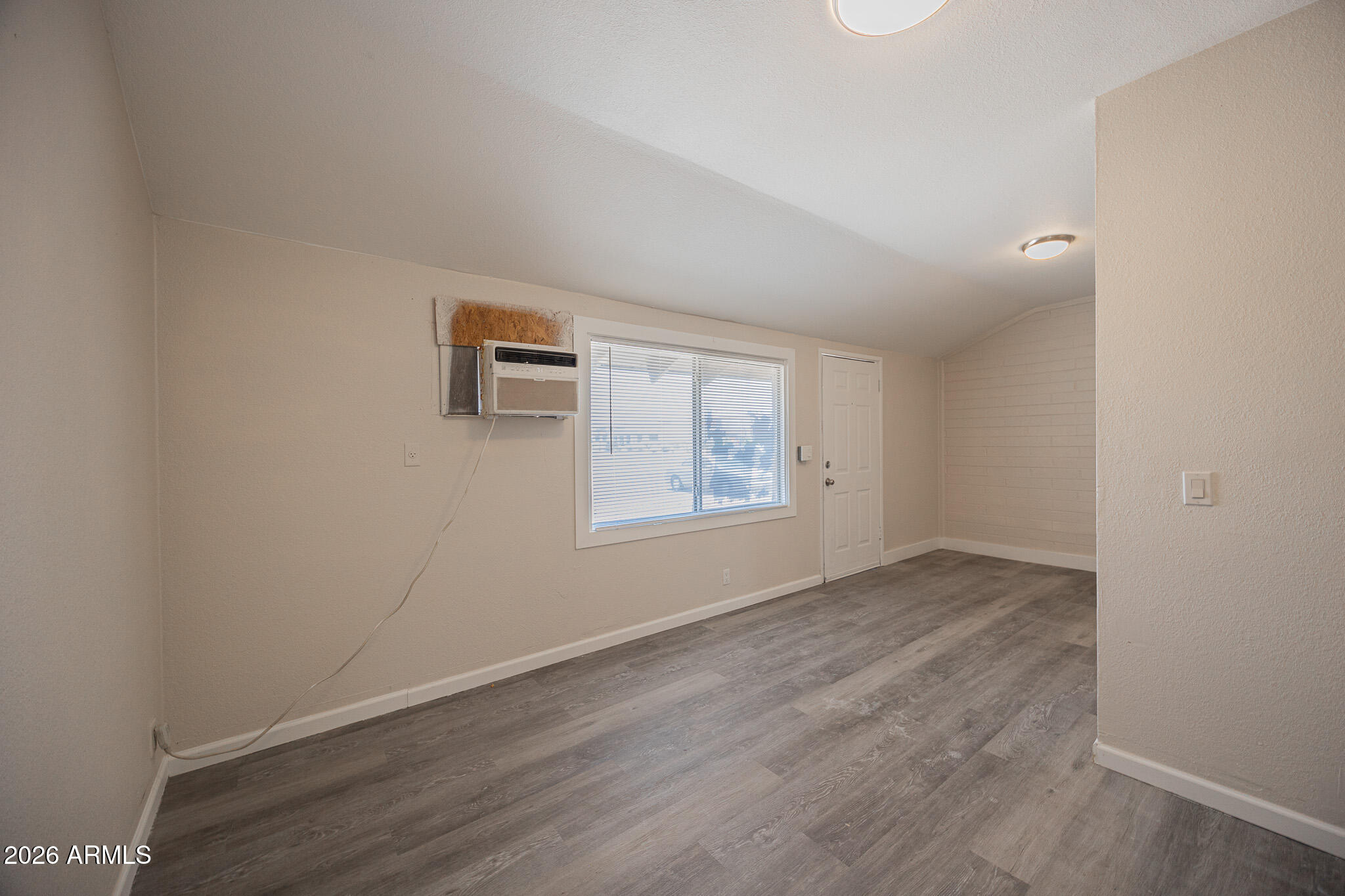 864 E Chandler Boulevard Apt 3