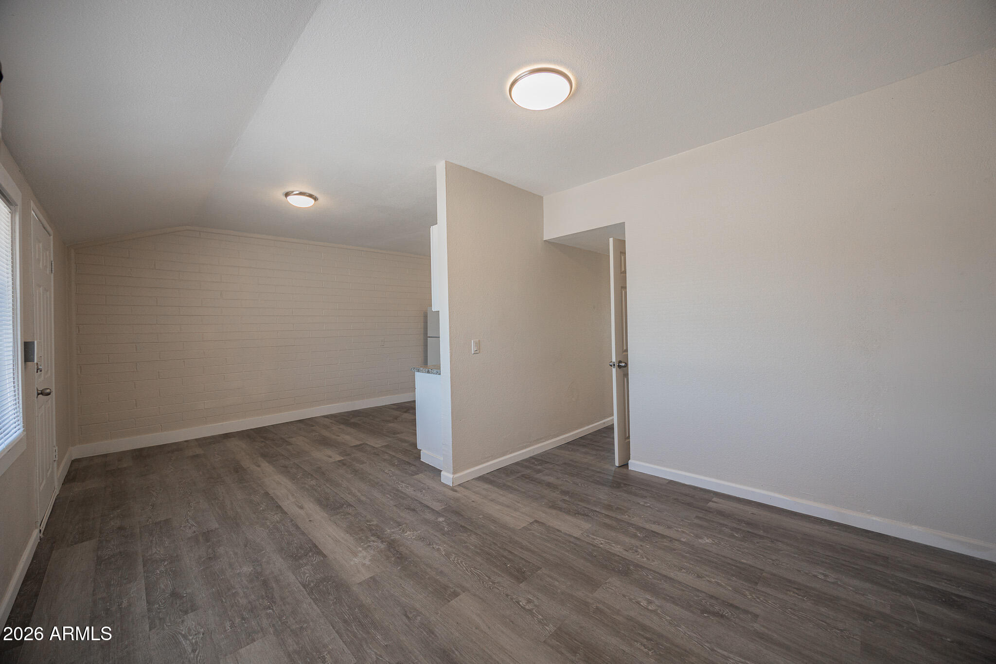 864 E Chandler Boulevard Apt 3