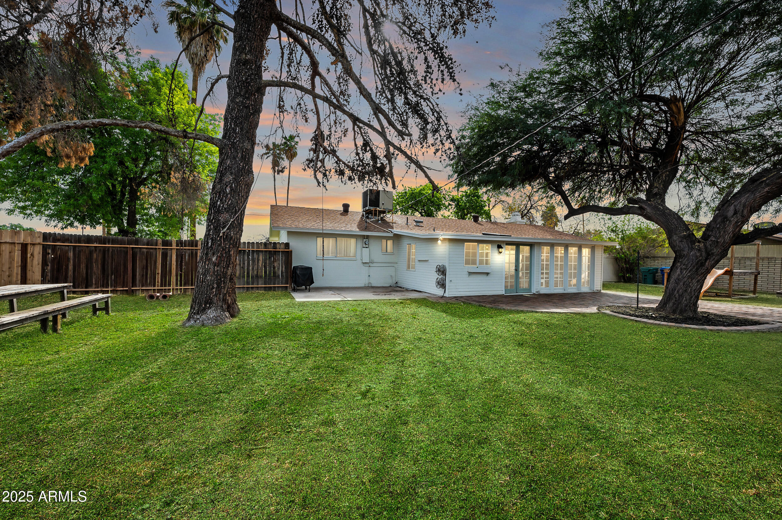 222 N MILLER Street