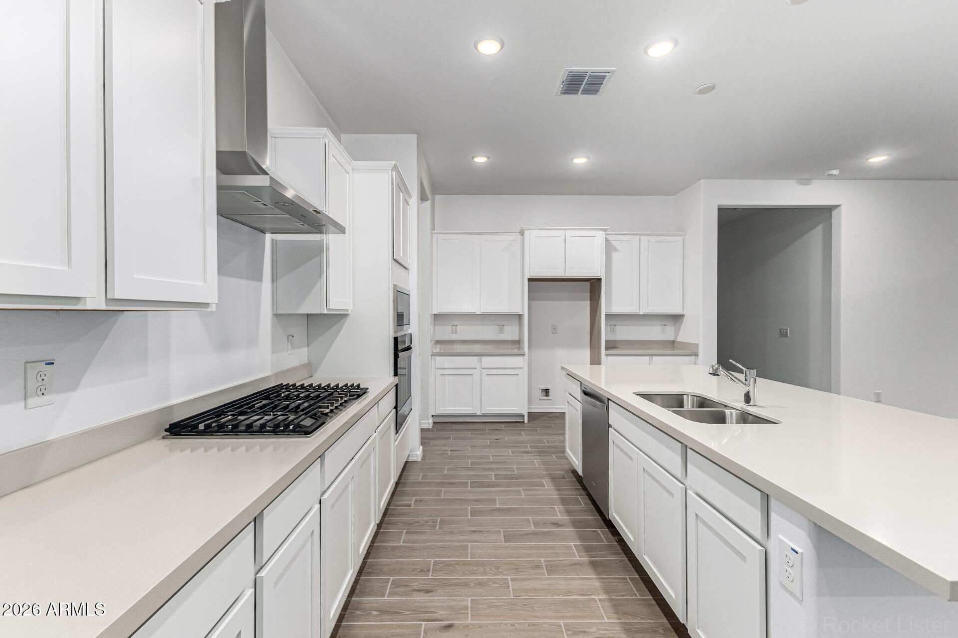 18369 W YAVAPAI Street