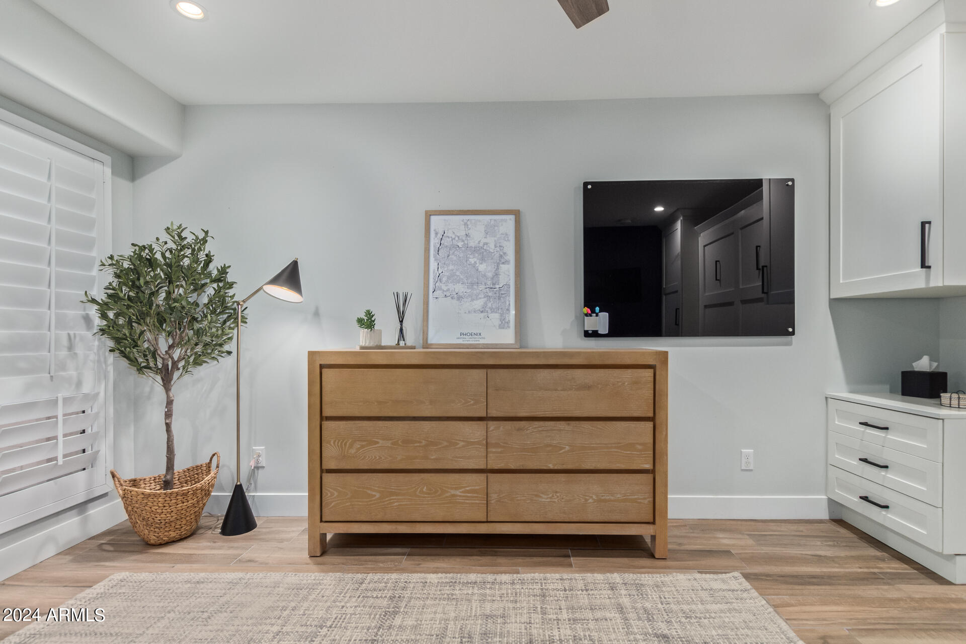 Paradise Valley, Arizona 85253, United States, 2 Bedrooms Bedrooms, ,2 BathroomsBathrooms,Residential,Active,61130