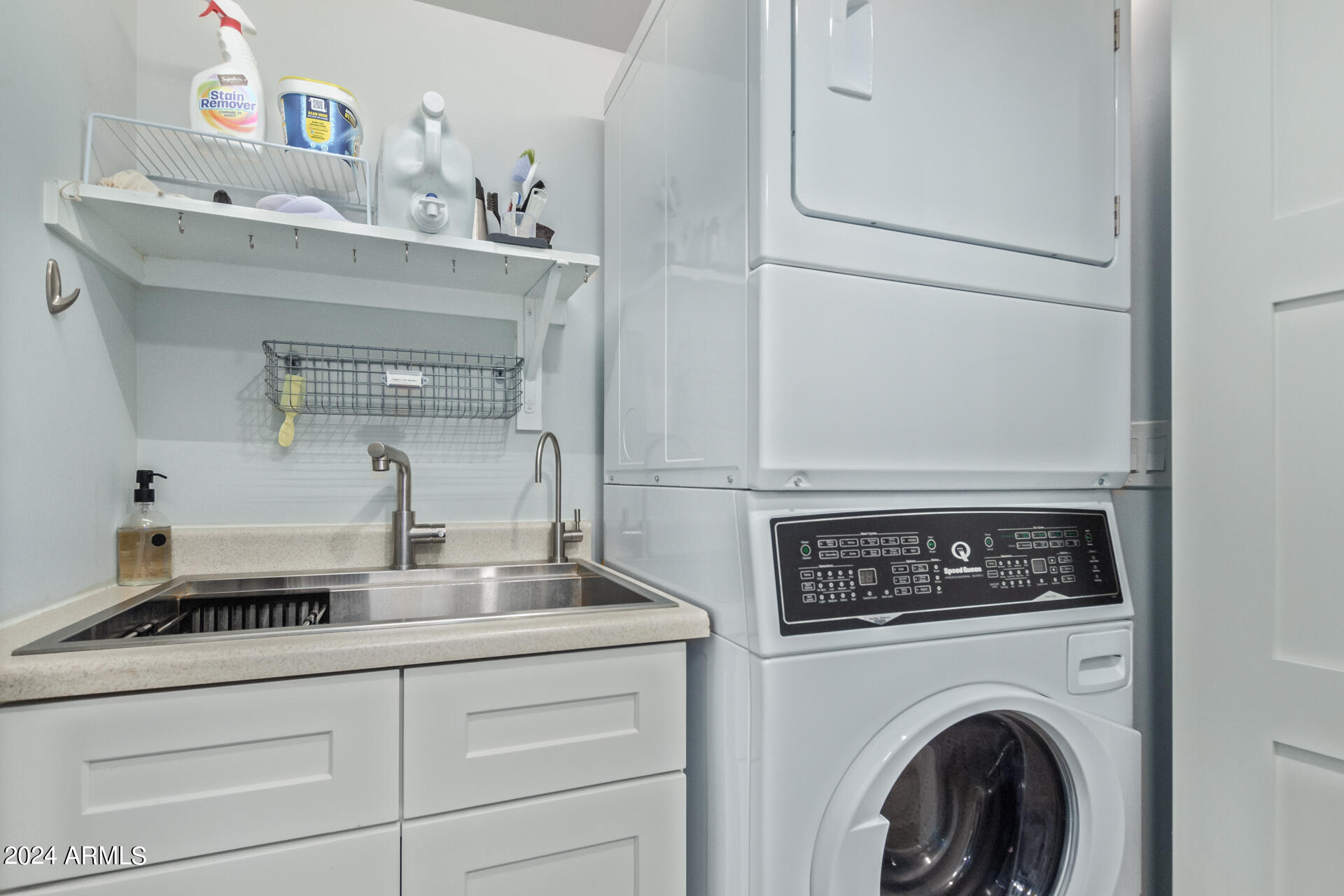 Paradise Valley, Arizona 85253, United States, 2 Bedrooms Bedrooms, ,2 BathroomsBathrooms,Residential,Active,61130