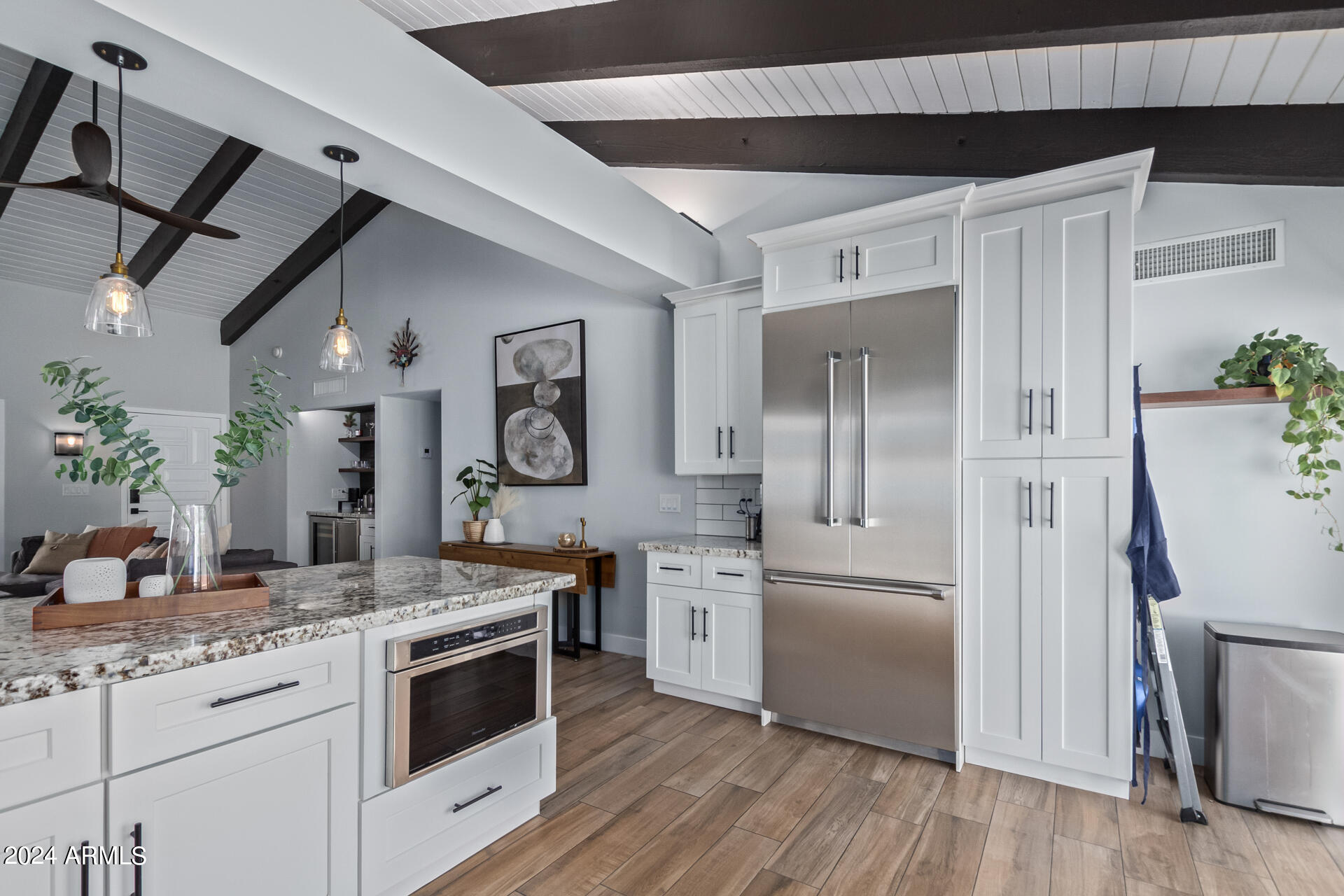 Paradise Valley, Arizona 85253, United States, 2 Bedrooms Bedrooms, ,2 BathroomsBathrooms,Residential,Active,61130