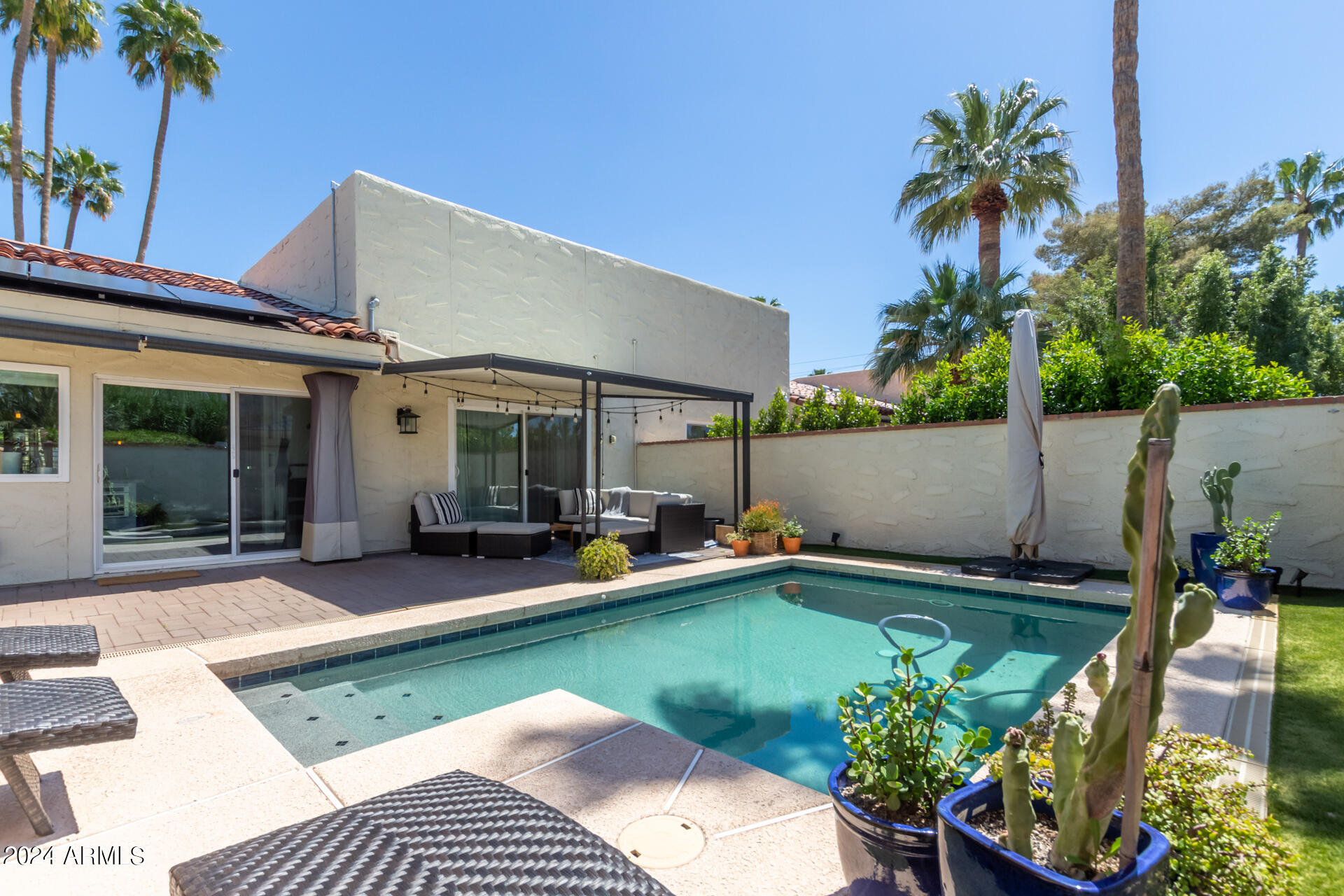 Paradise Valley, Arizona 85253, United States, 2 Bedrooms Bedrooms, ,2 BathroomsBathrooms,Residential,Active,61130