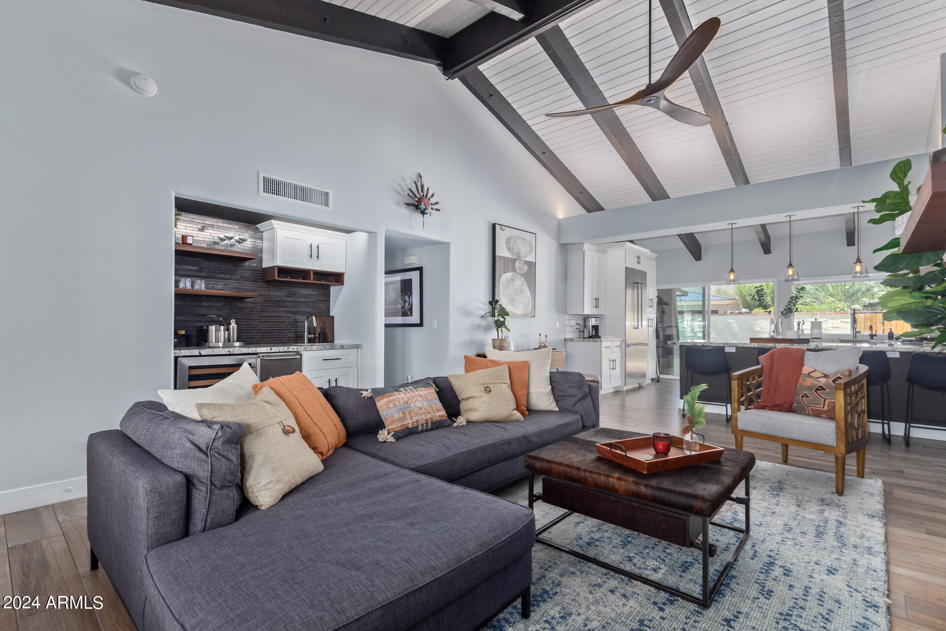 Paradise Valley, Arizona 85253, United States, 2 Bedrooms Bedrooms, ,2 BathroomsBathrooms,Residential,Active,61130