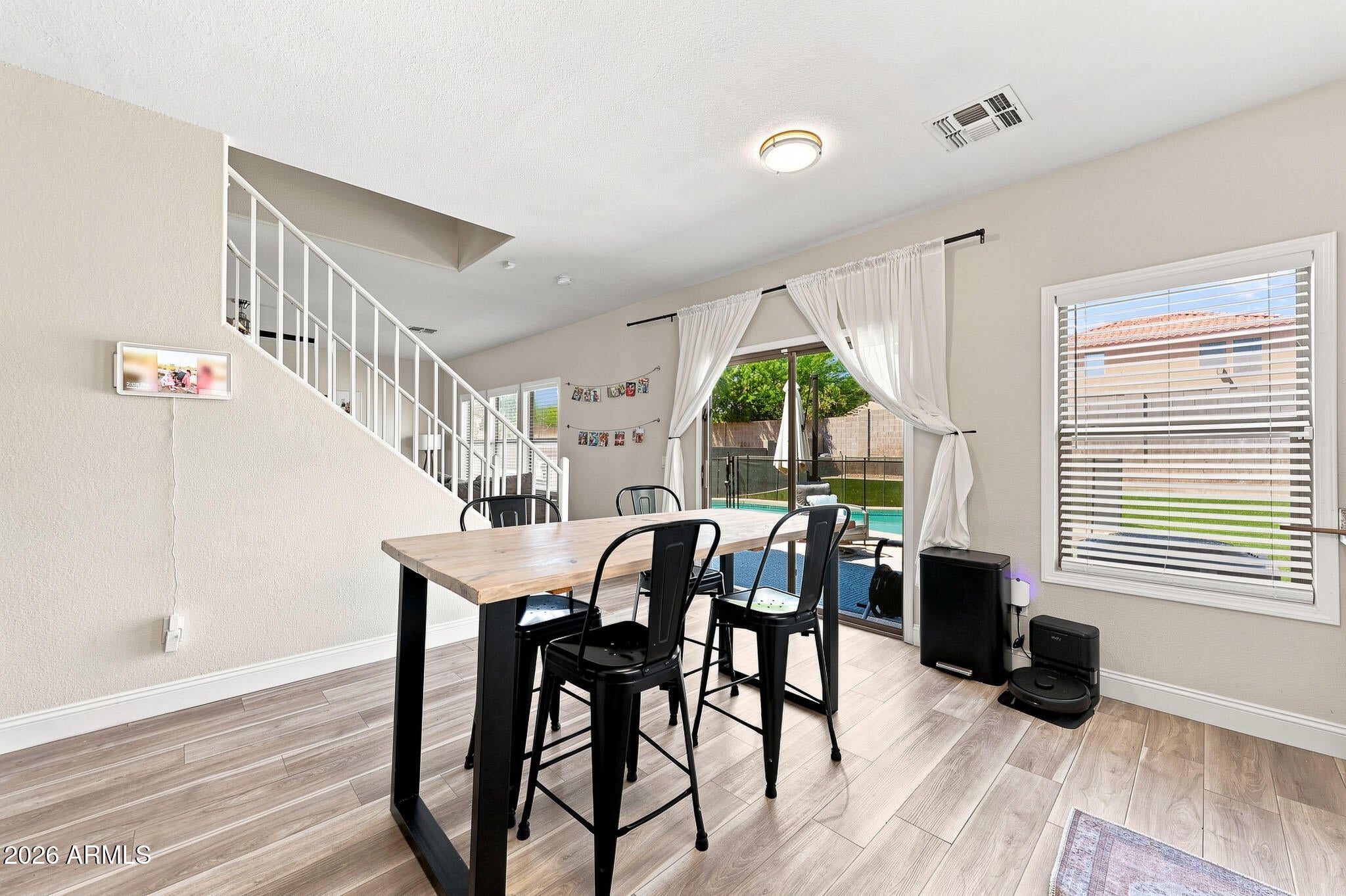 5044 E ROY ROGERS Road