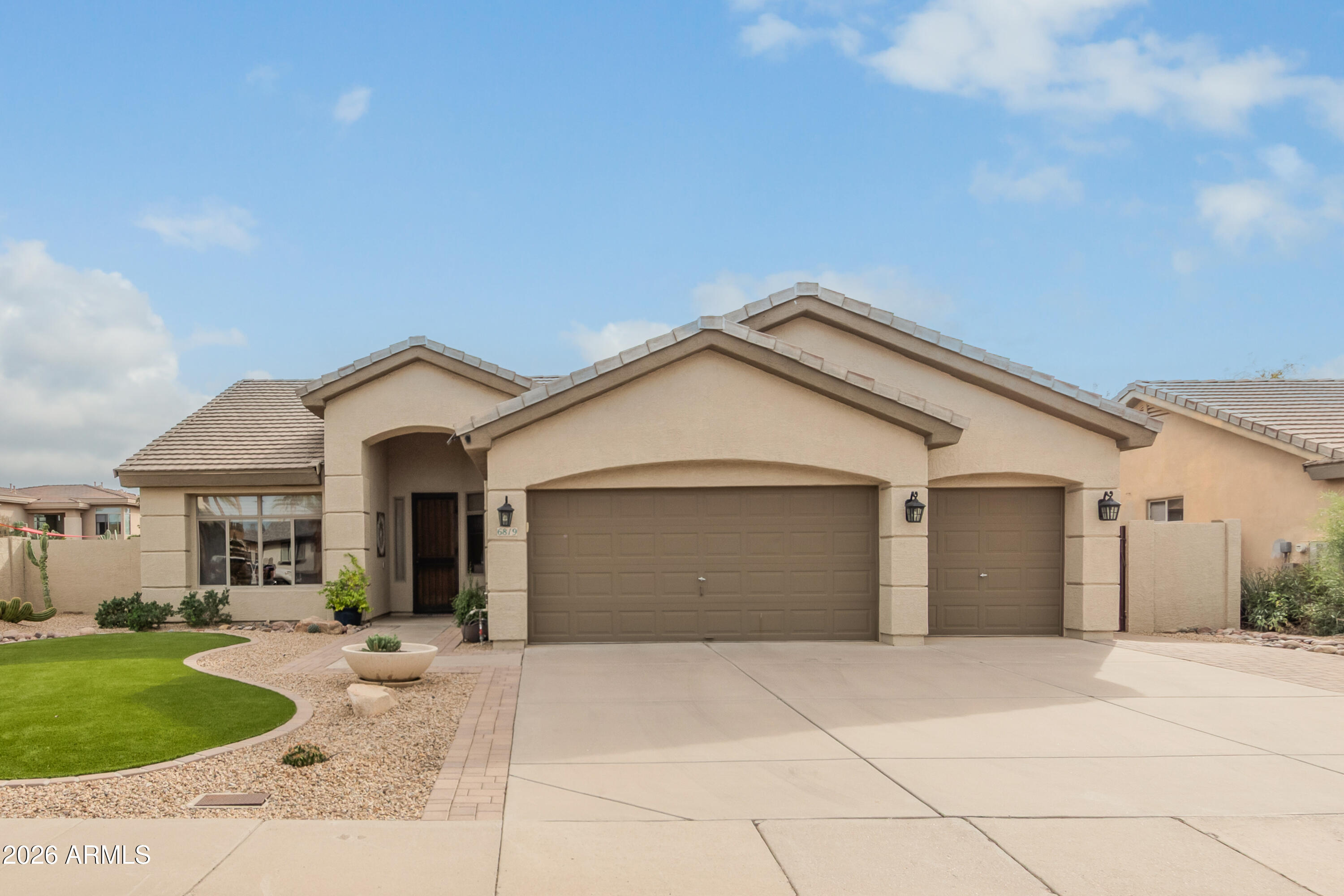 6819 E PARADISE Lane