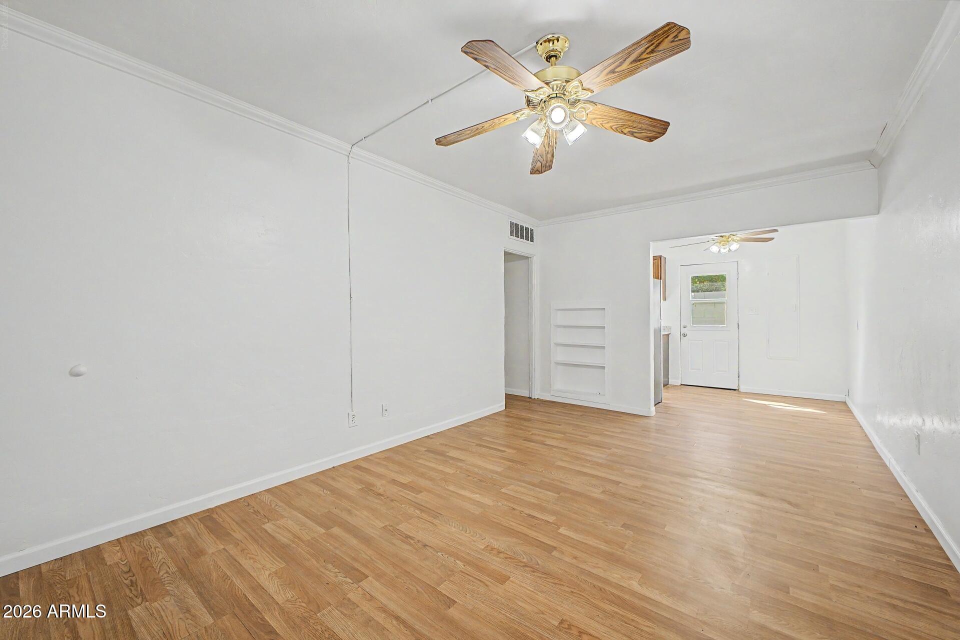 602 E San Juan Avenue 3