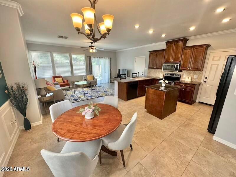 4235 E BETSY Lane