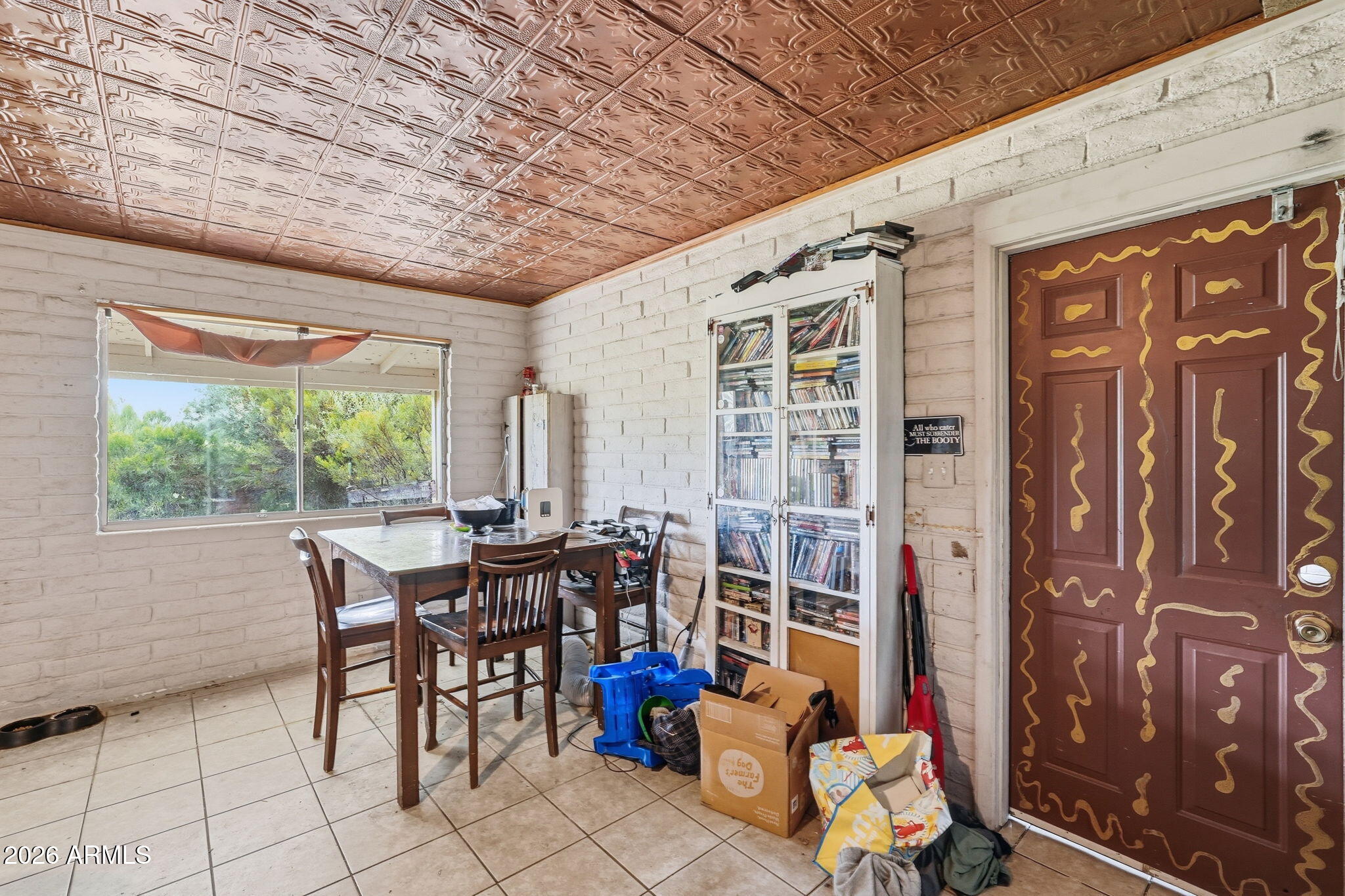 1530 N WYATT Lane