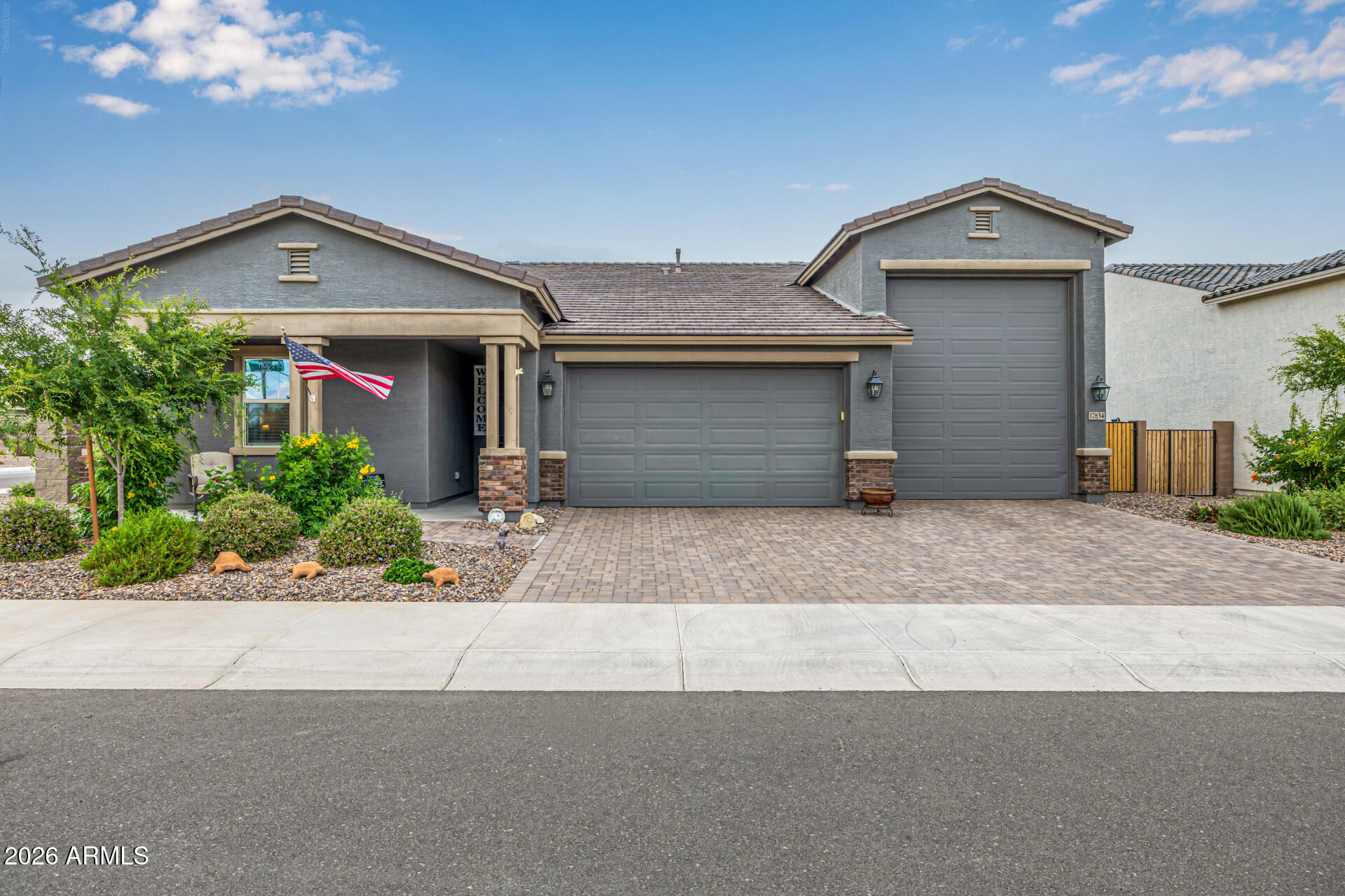 17834 W OREGON Avenue