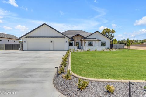 24305 S 223RD Place Queen Creek AZ 85142