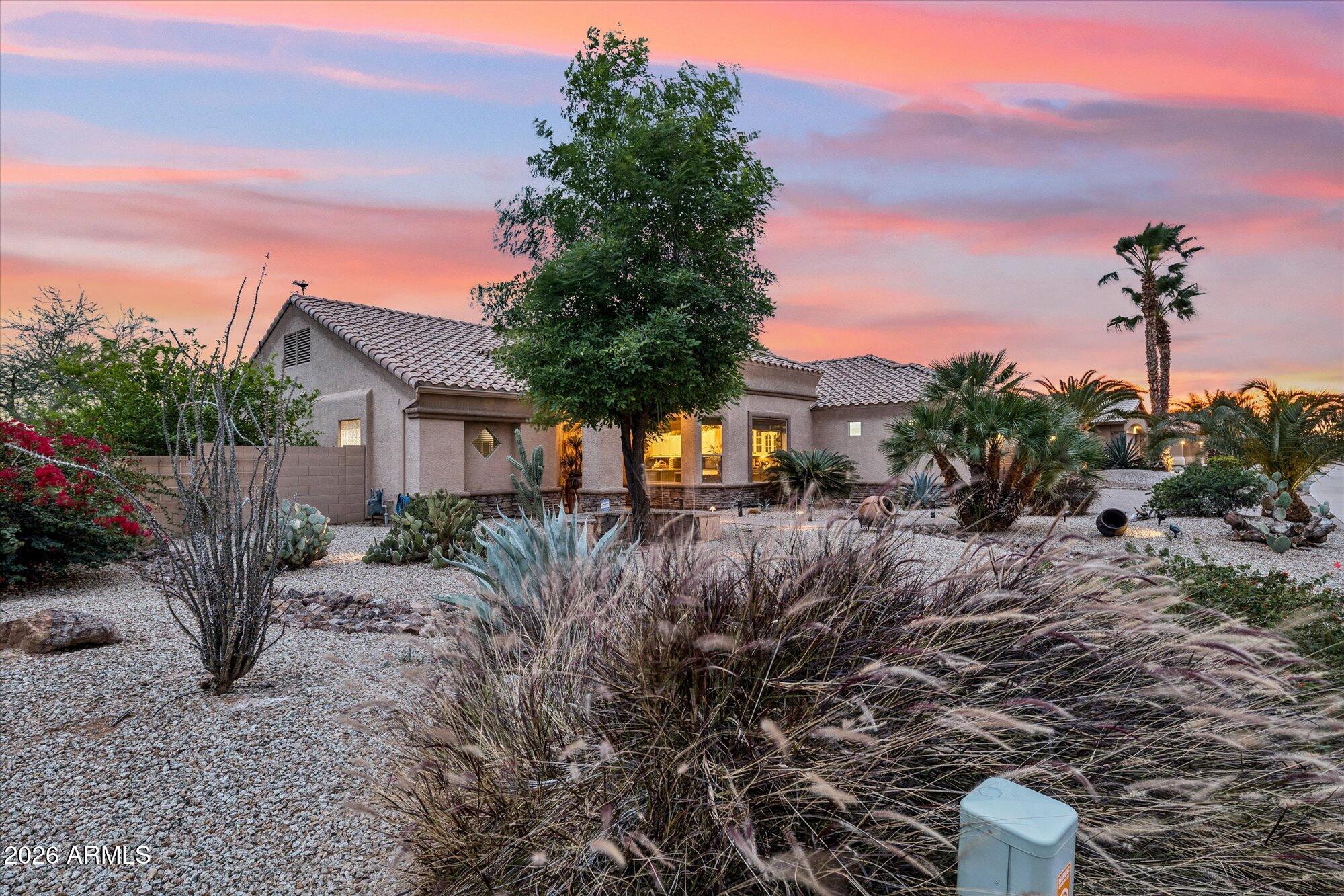 209 W FLAGSTONE Place