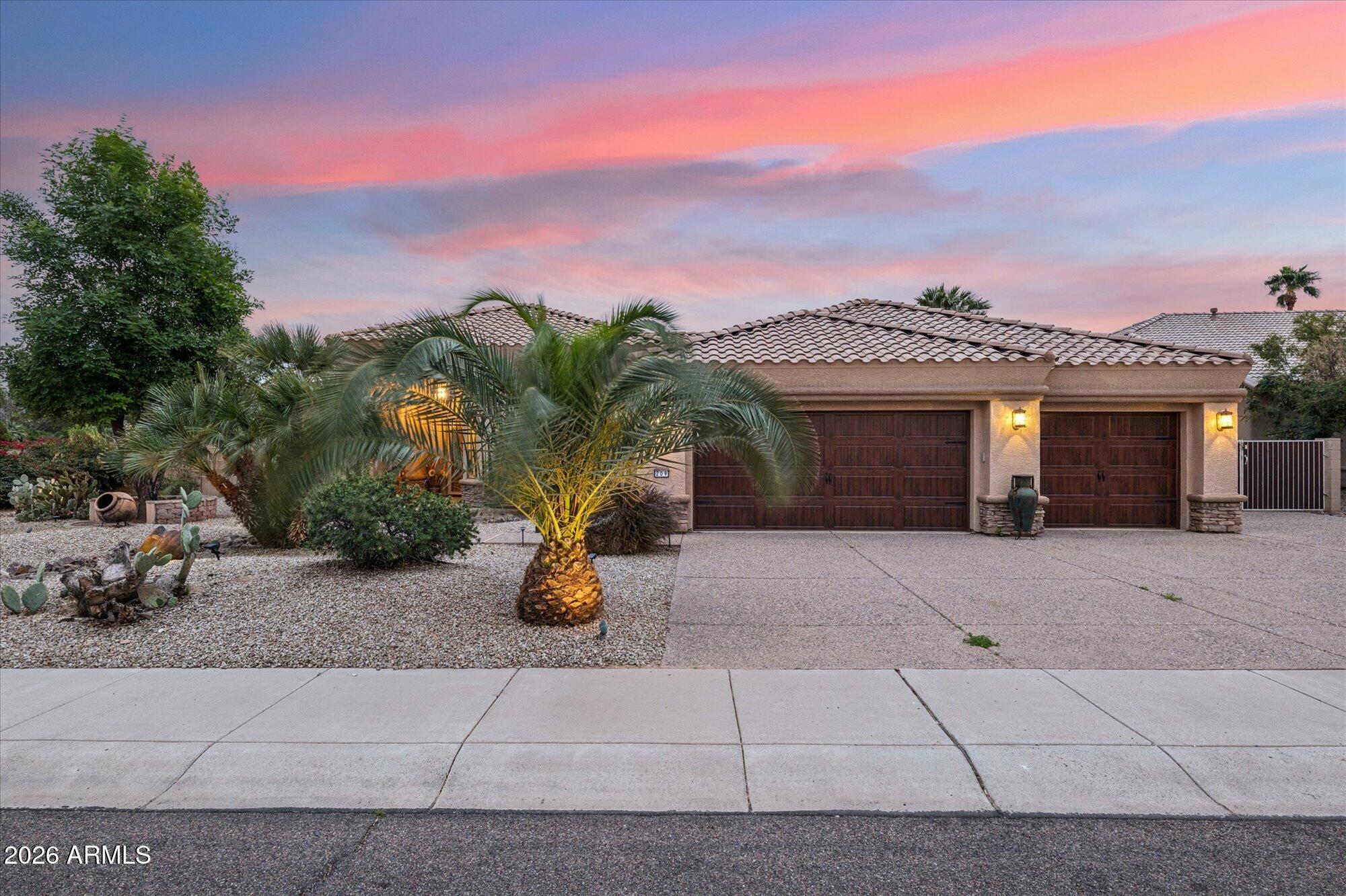 209 W FLAGSTONE Place