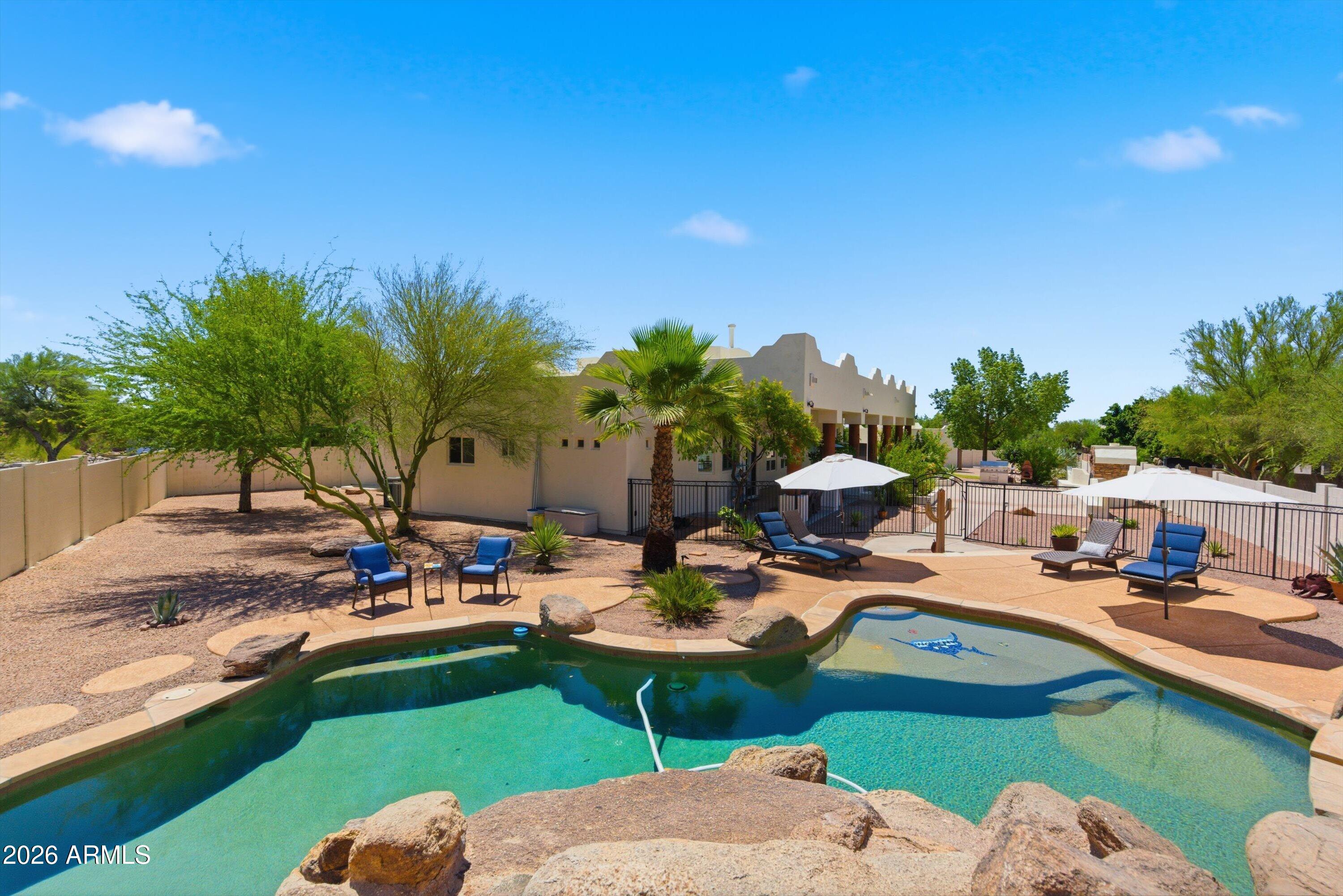 SAGUARO SHADOWS 2 - Residential