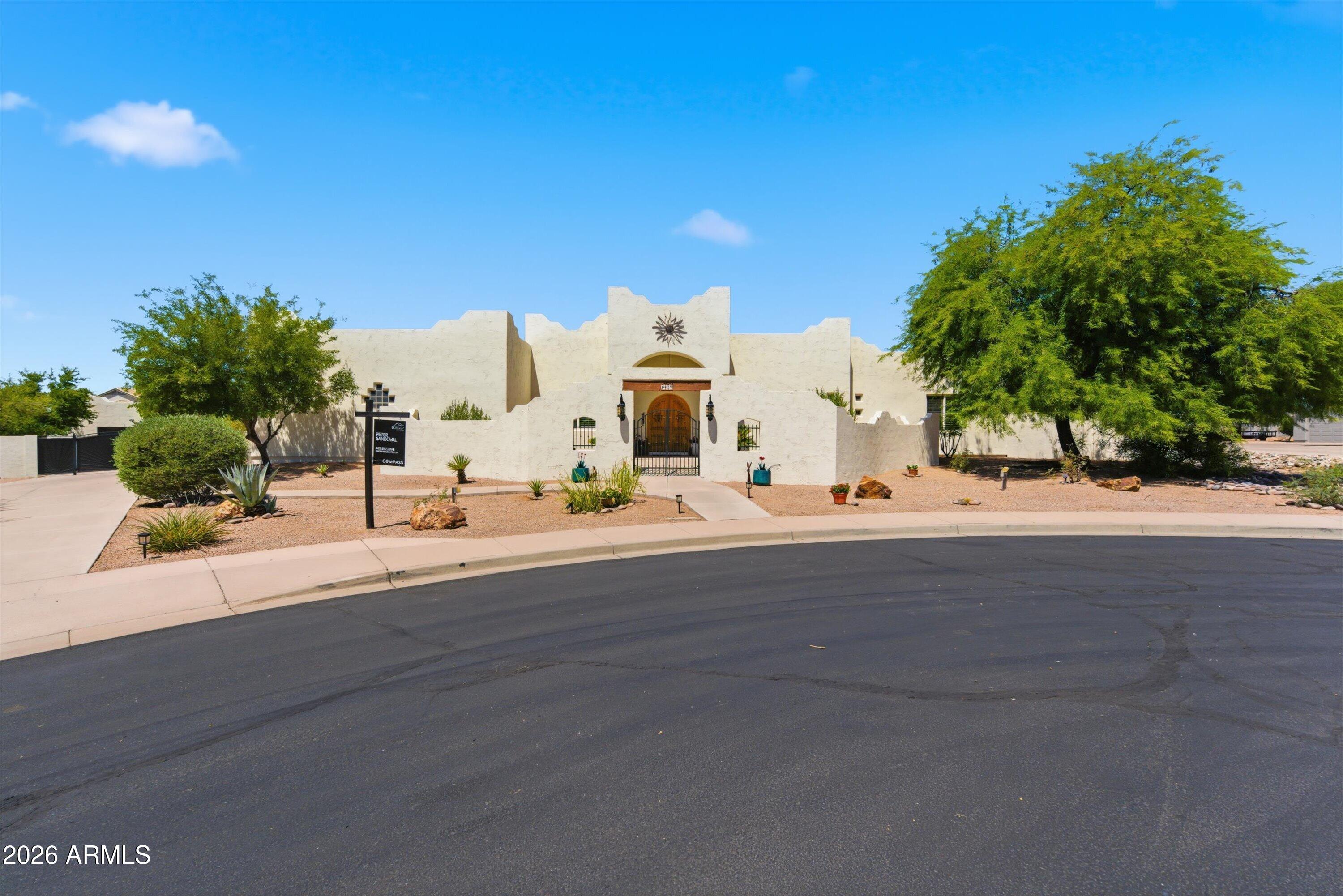 SAGUARO SHADOWS 2 - Residential