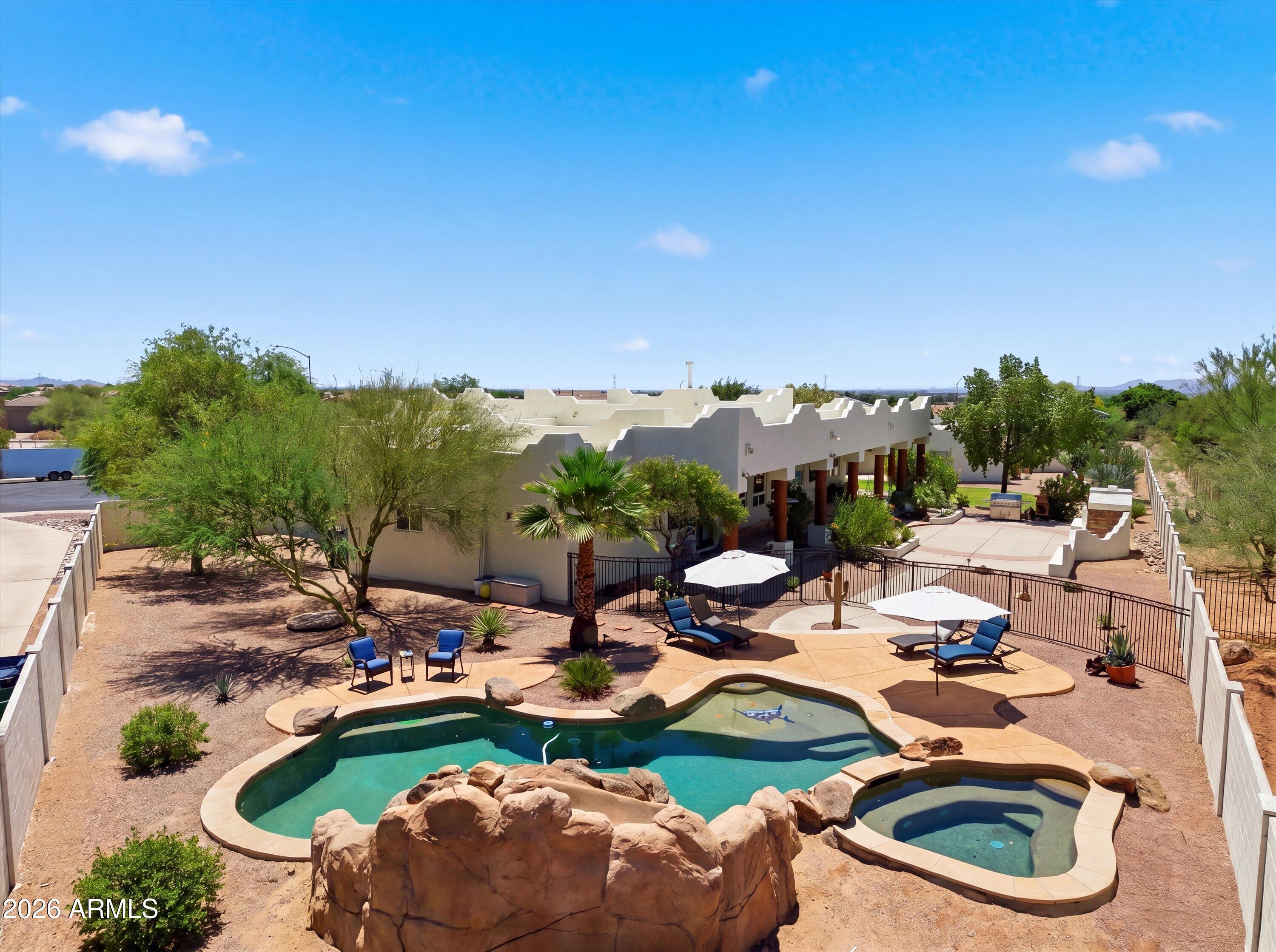 SAGUARO SHADOWS 2 - Residential