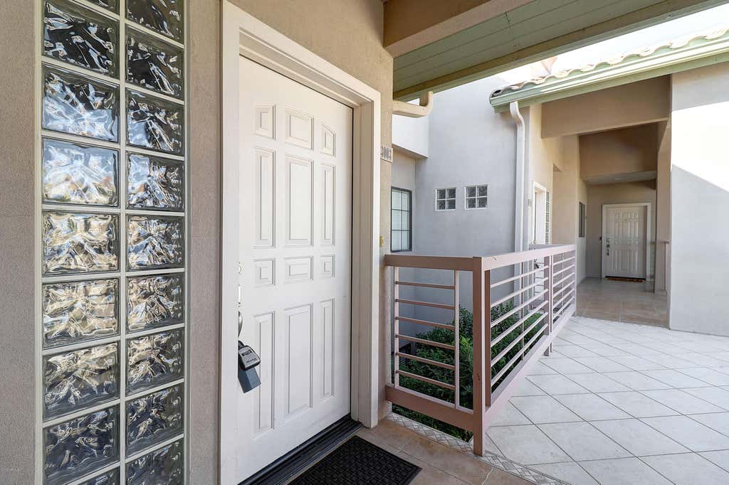 Photo of 7609 E Indian Bend Road #3003, Scottsdale, AZ 85250 (MLS # 7055919)