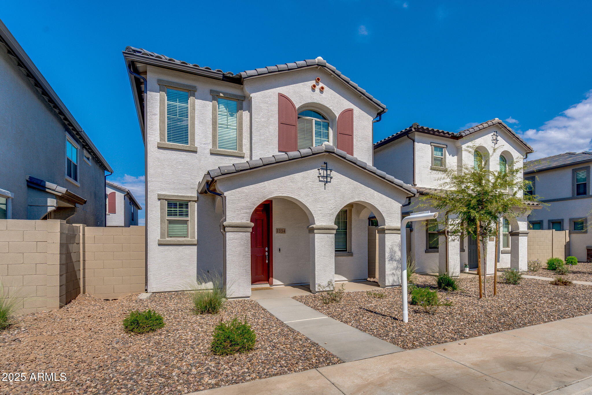 1334 W SPARROW Drive