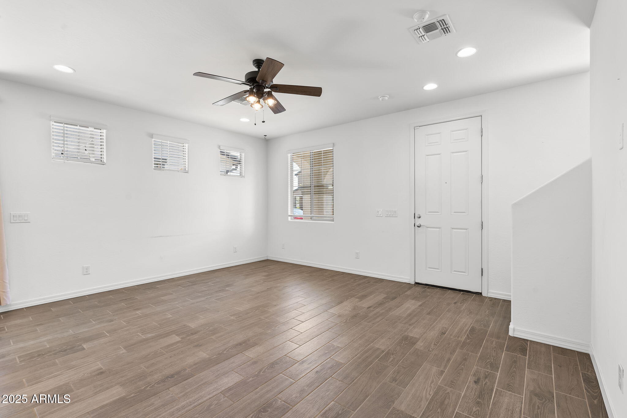 1334 W SPARROW Drive