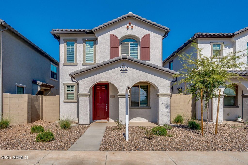 Photo of 1334 W Sparrow Drive, San Tan Valley, AZ 85140 (MLS # 6932002)