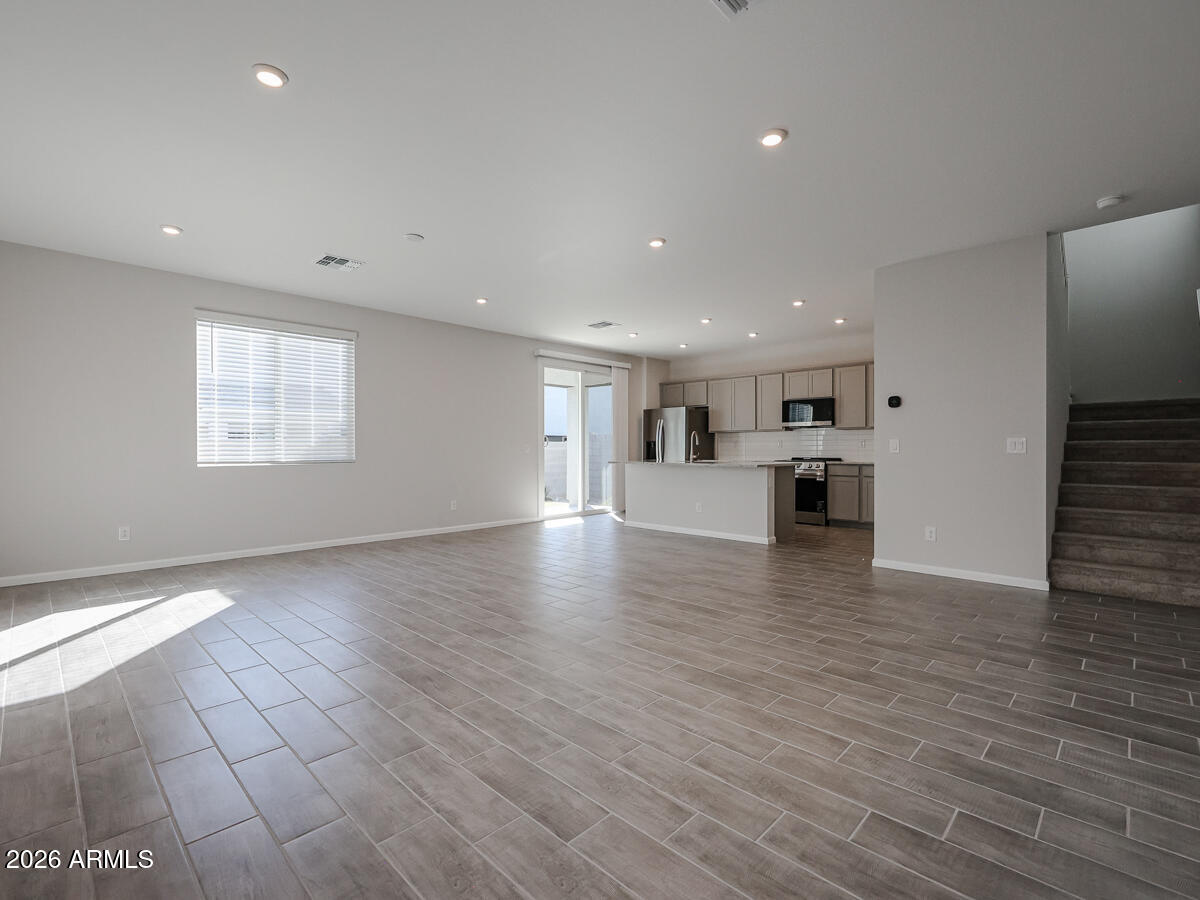 2635 E BOULDER Avenue