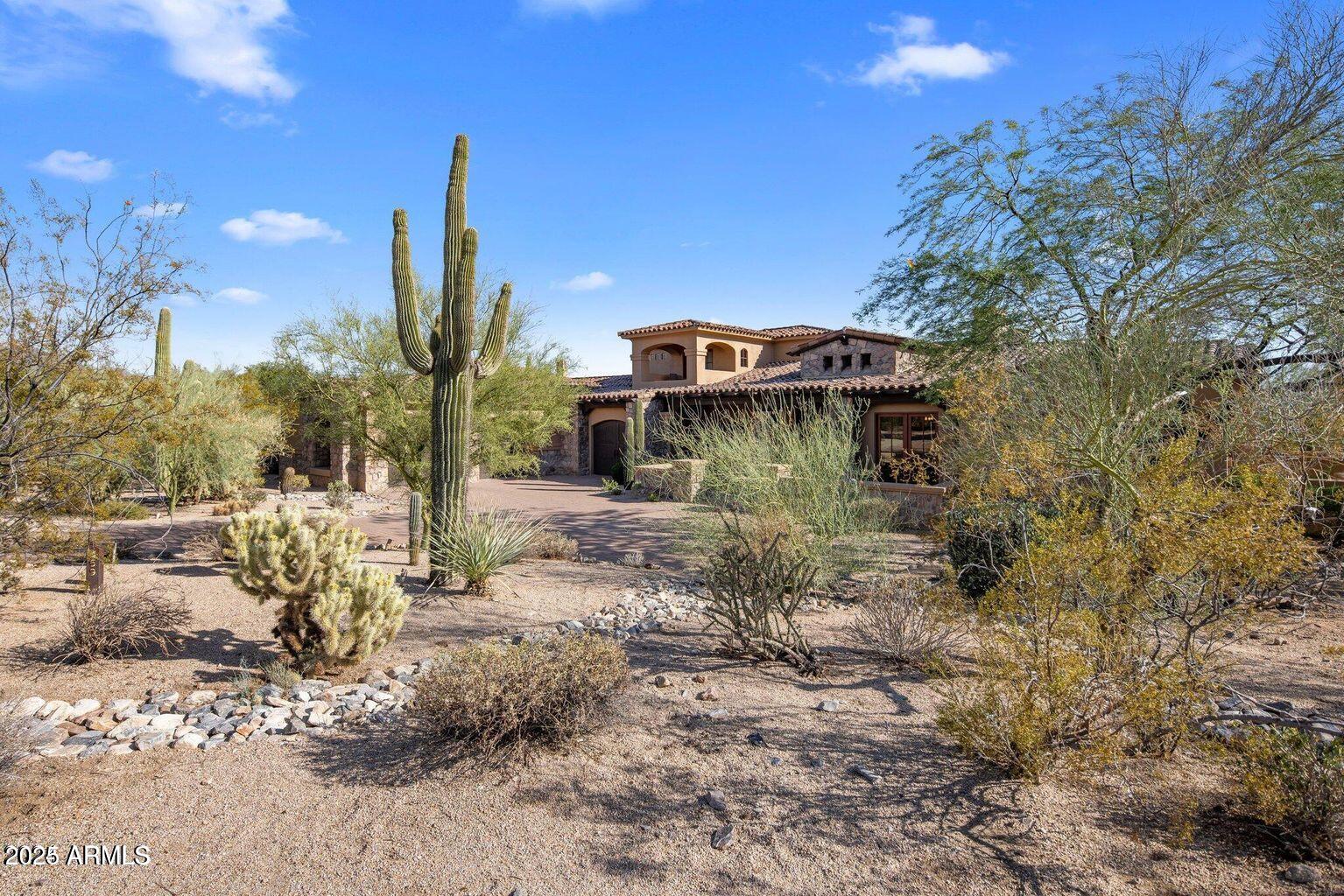 9290 E THOMPSON PEAK Parkway 469