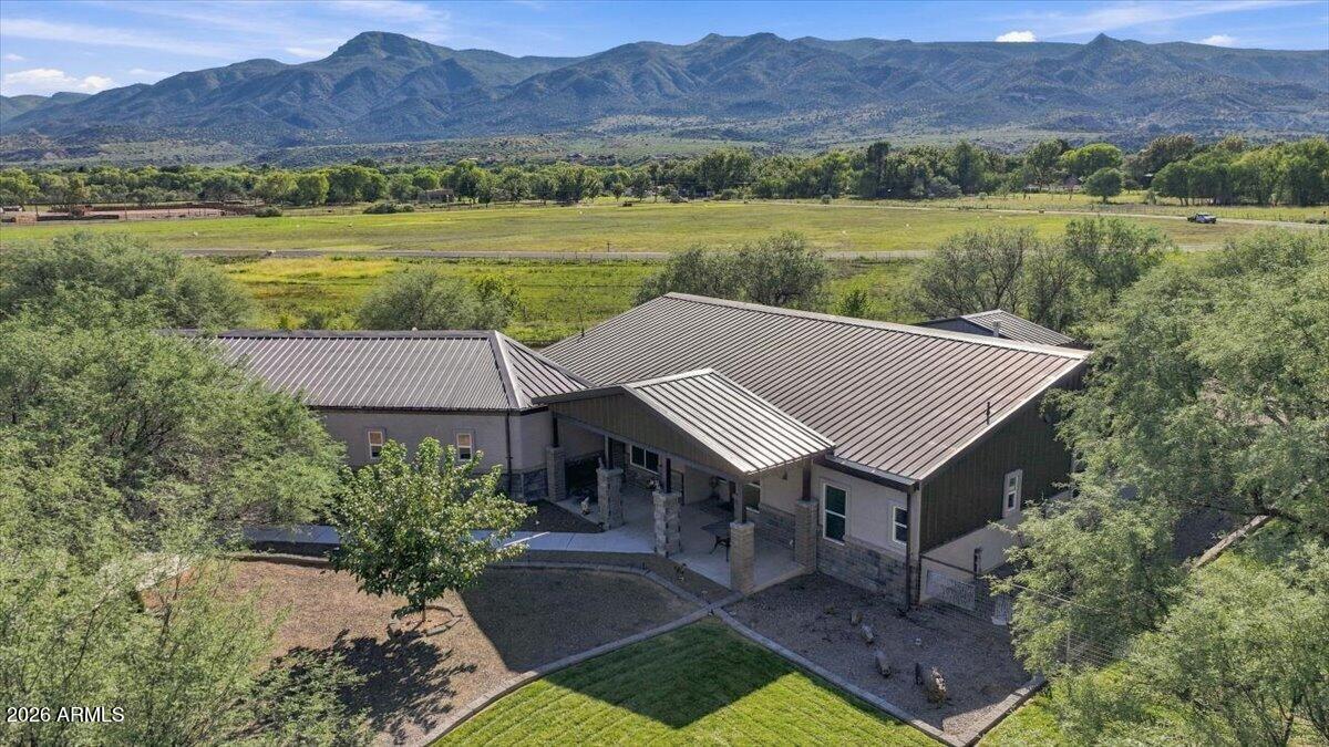 2332 S Diamond Creek Lane