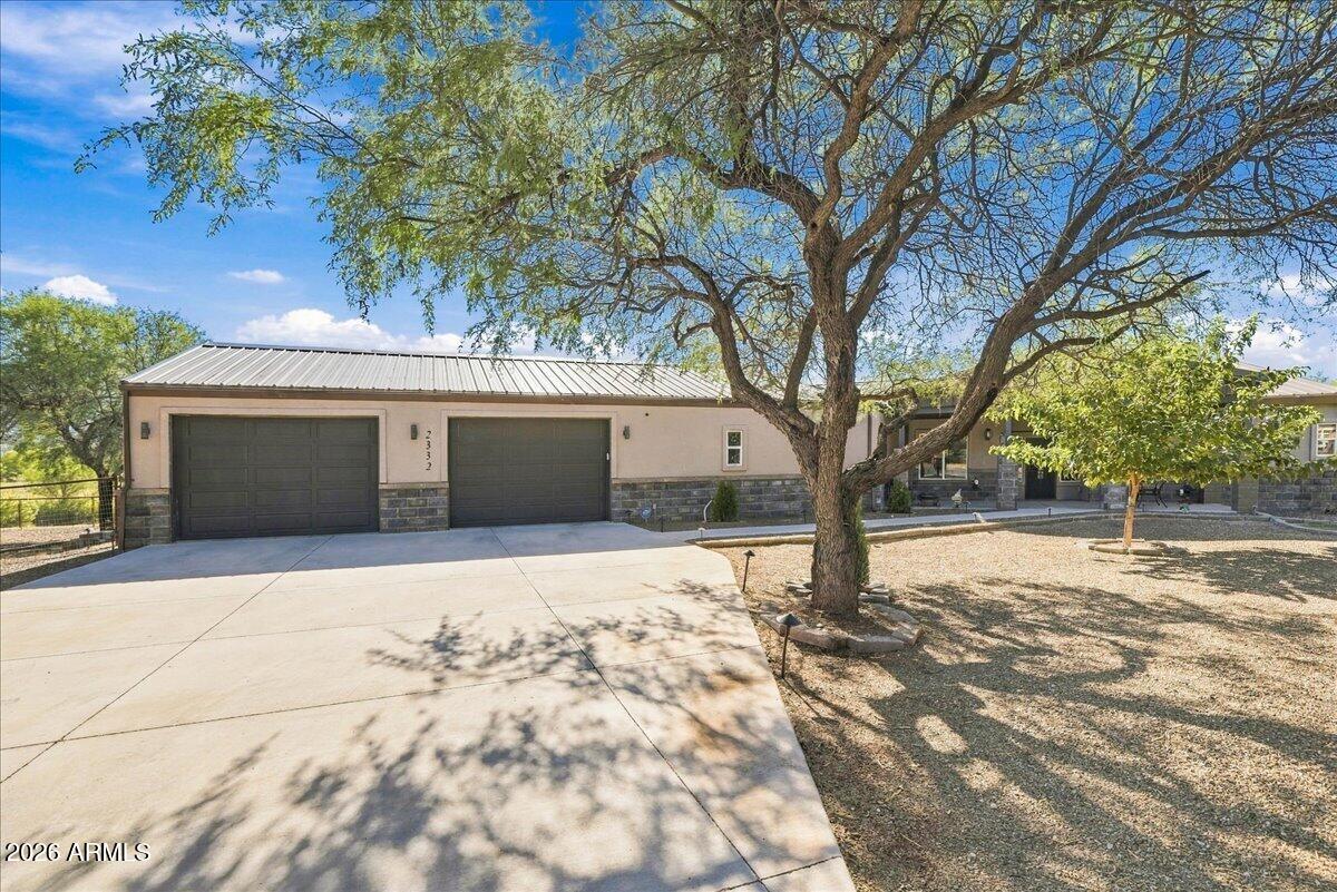 2332 S Diamond Creek Lane
