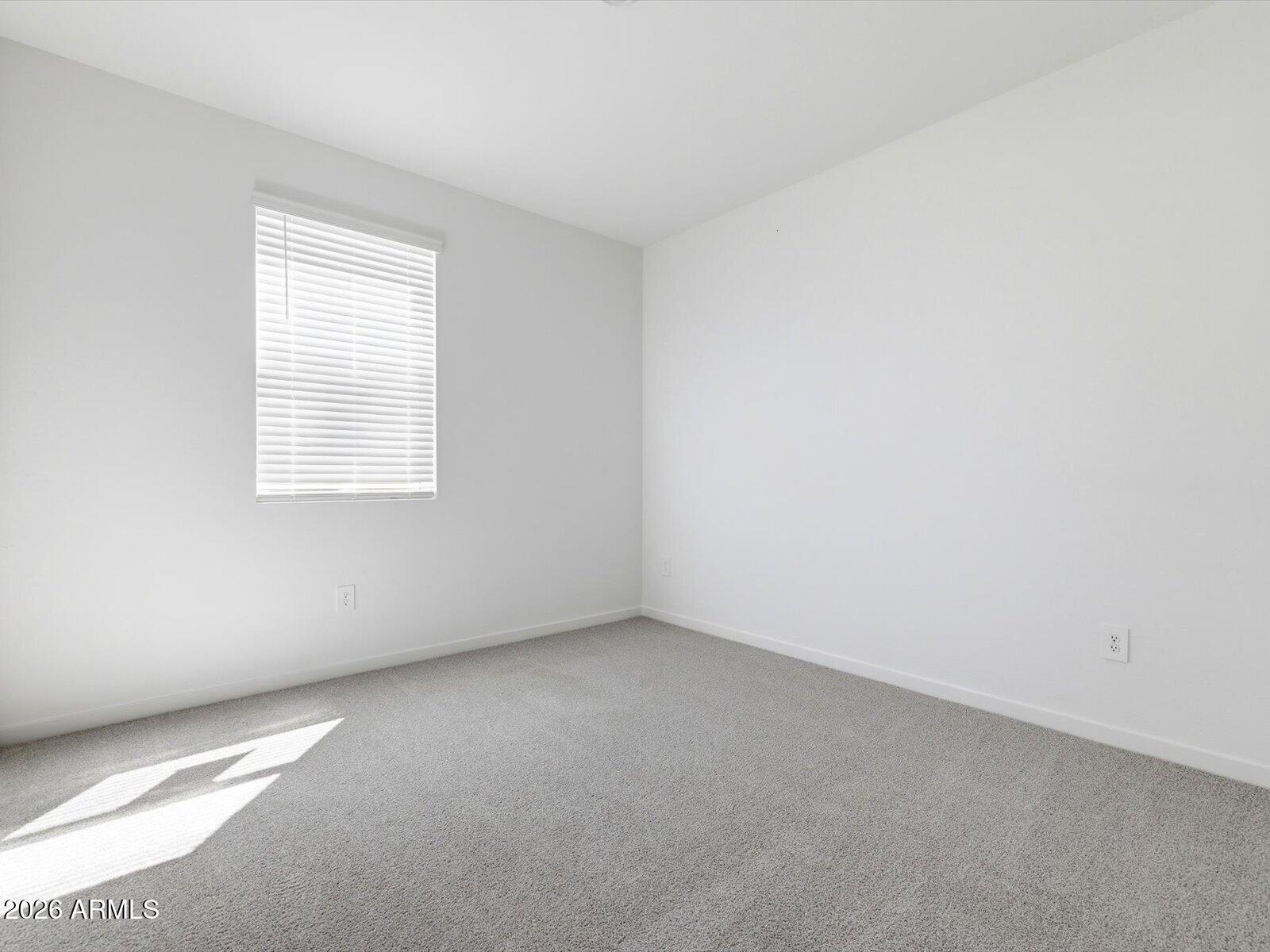 24482 W CHAMBERS Street