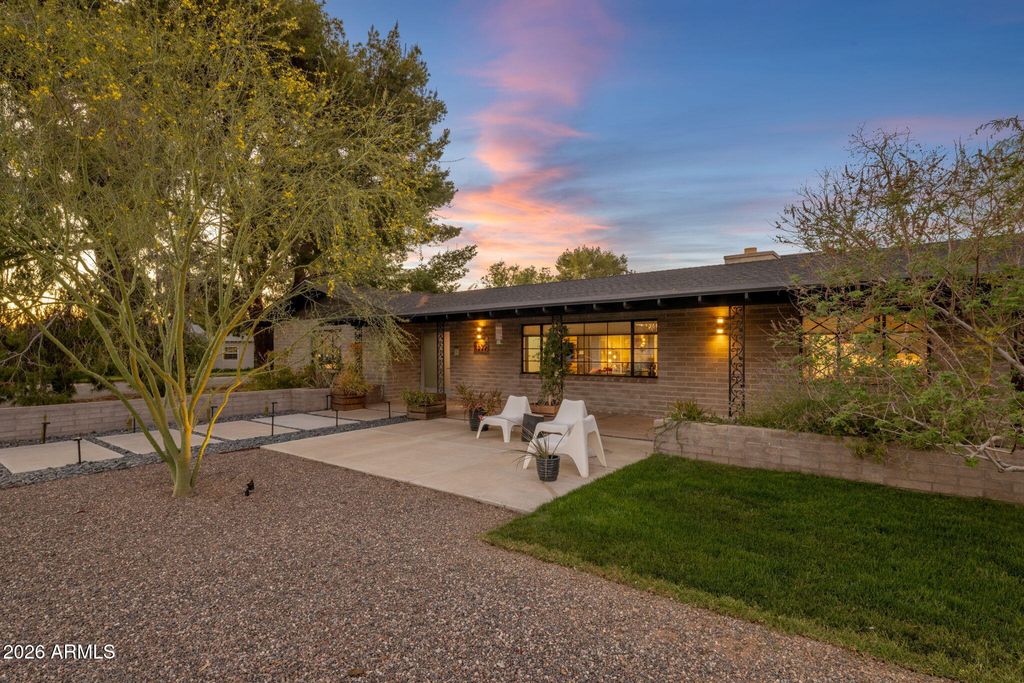 Photo of 1630 E Solano Drive, Phoenix, AZ 85016 (MLS # 6999720)