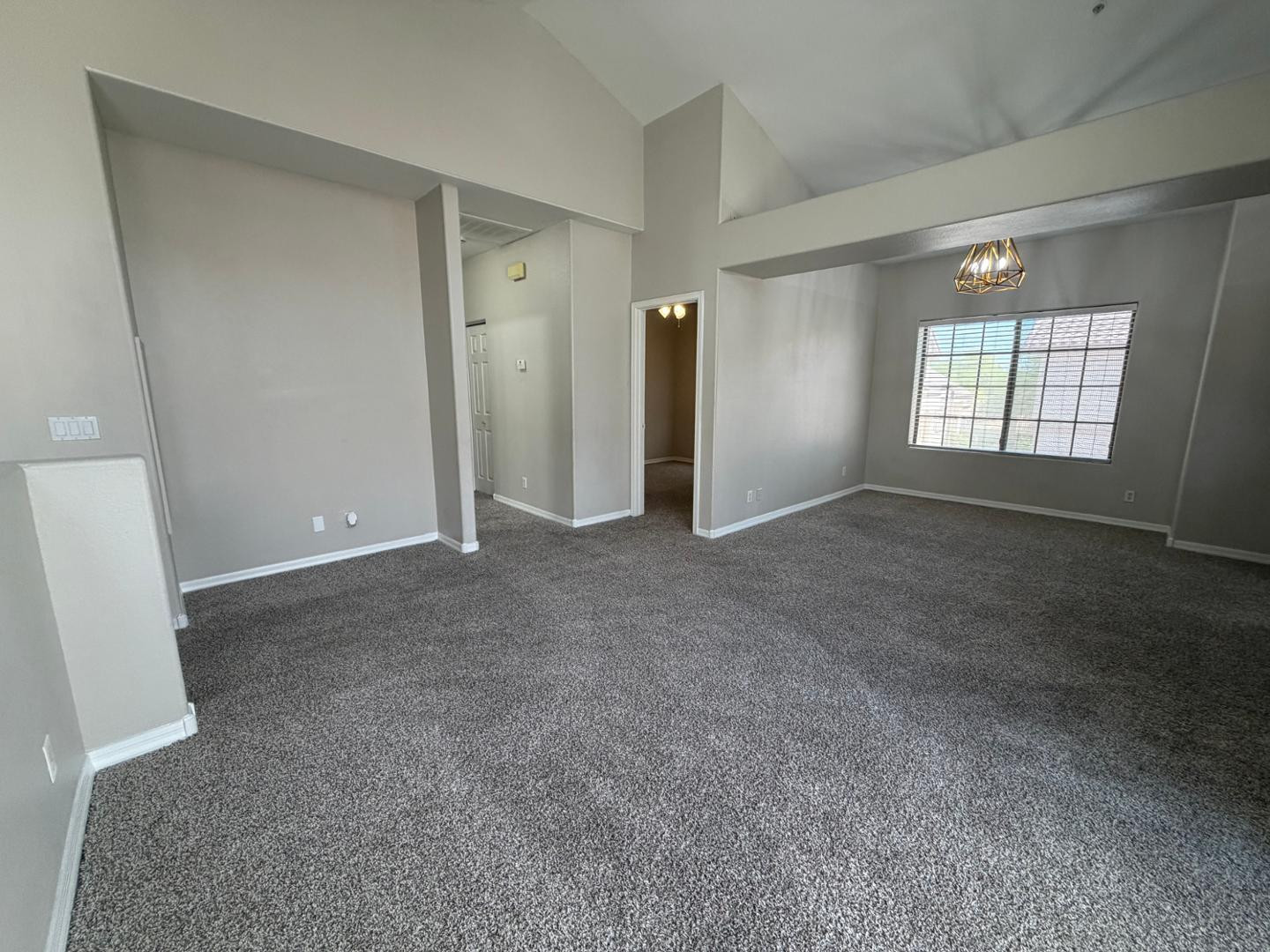 2801 N Litchfield Road Unit 18