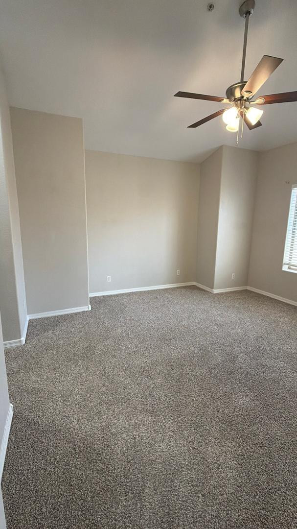 2801 N Litchfield Road Unit 18