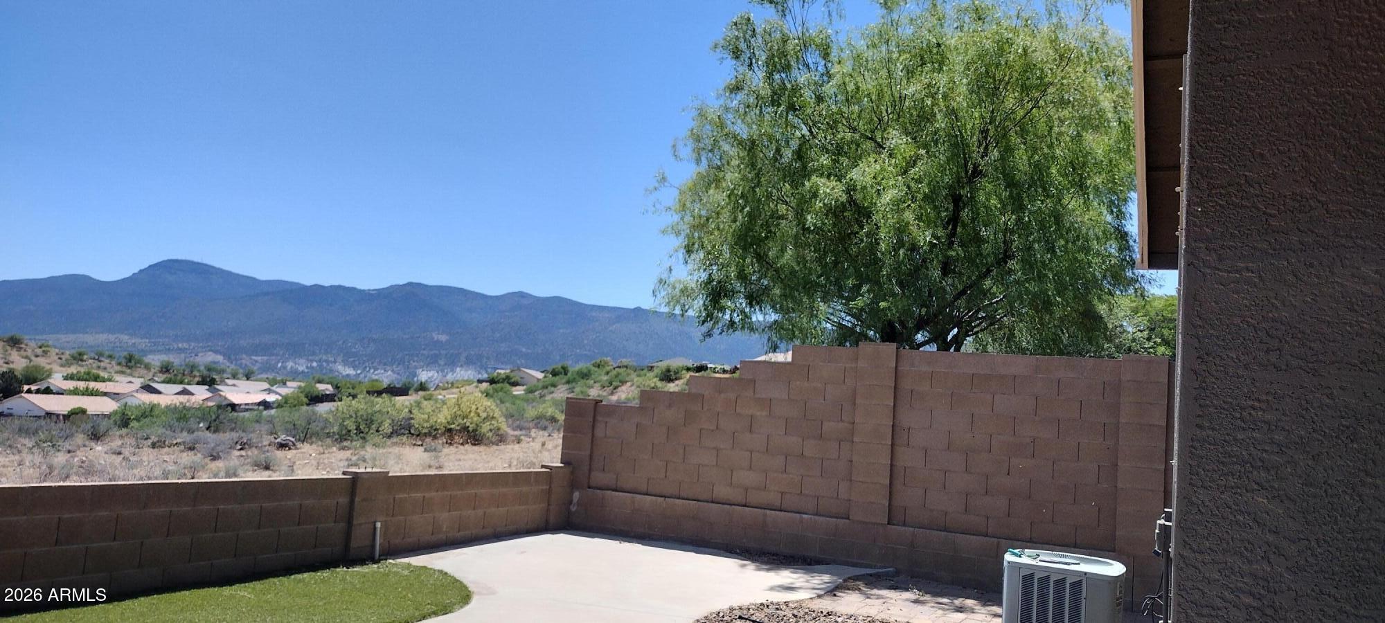 VERDE CLIFFS - Residential