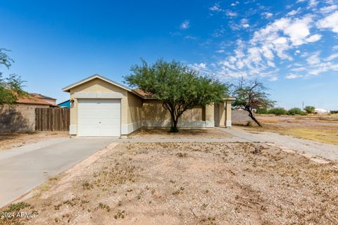 A home in Arizona City