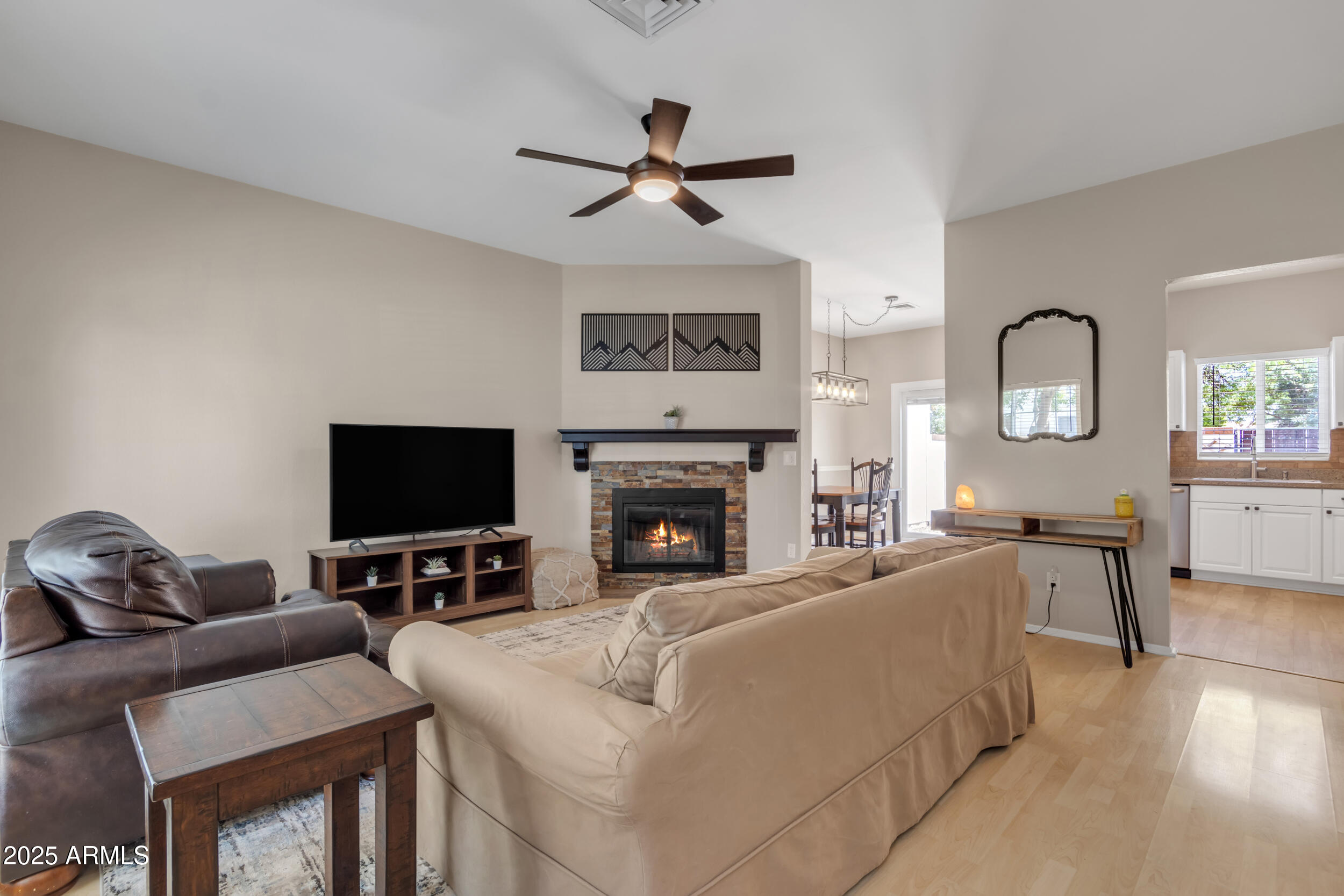 1601 N SABA Street 308